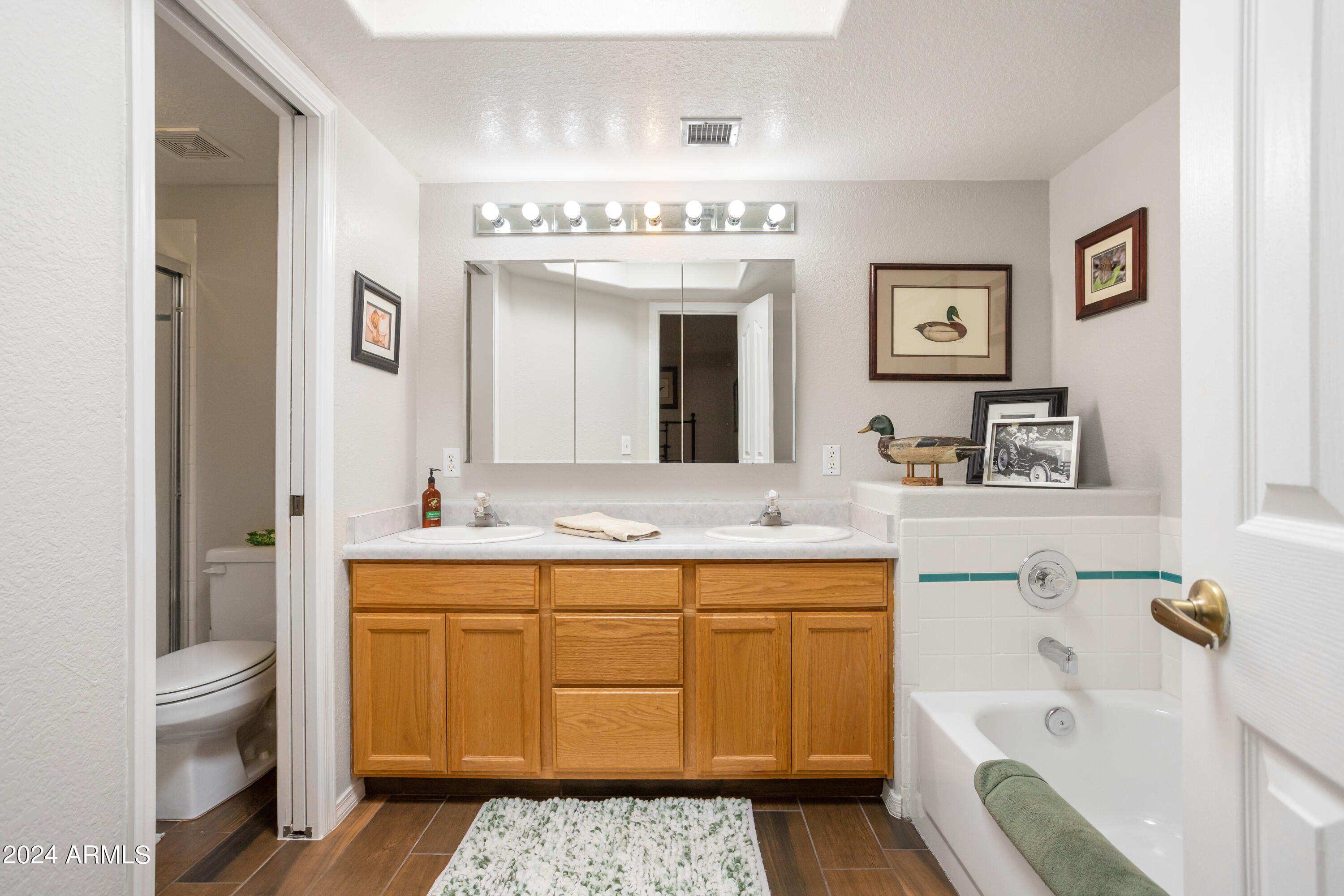 SIERRA SPRINGS - Residential