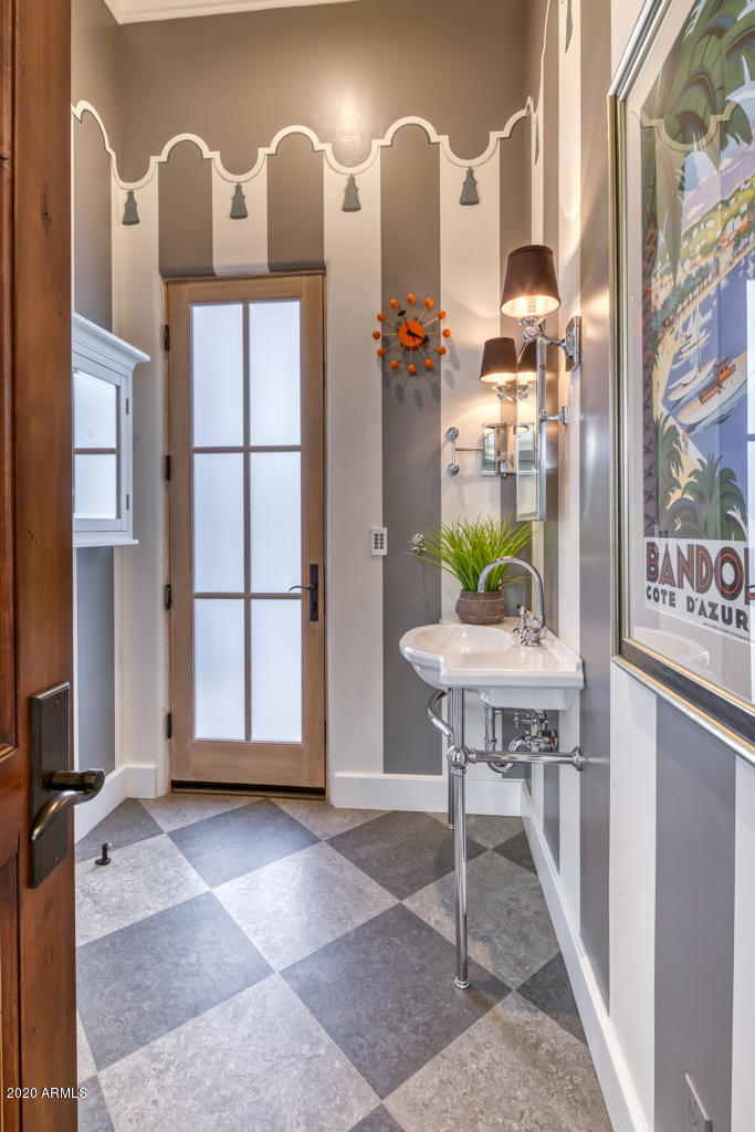 Tilliyou Ranchitos - Residential