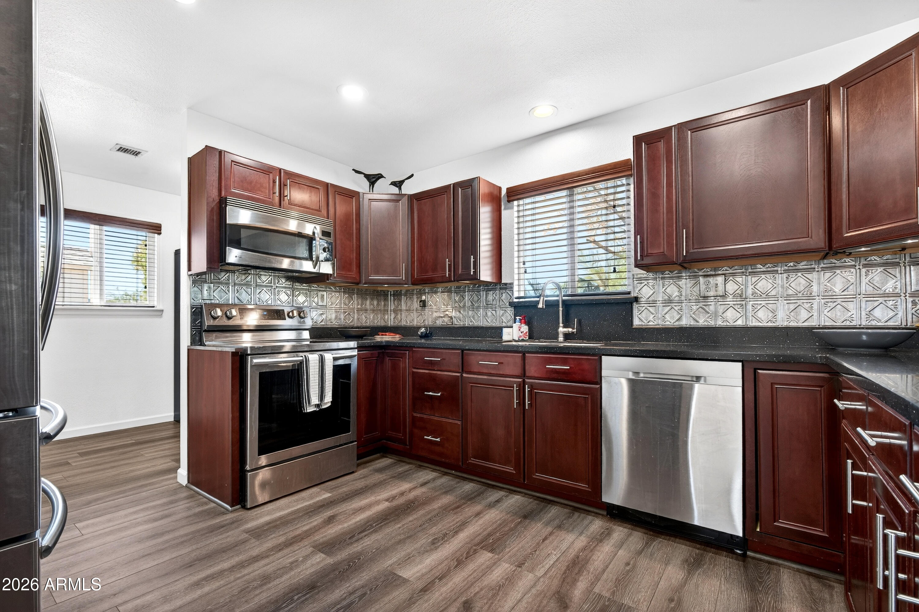 THUNDERBIRD FARMS CENTRAL - Residential