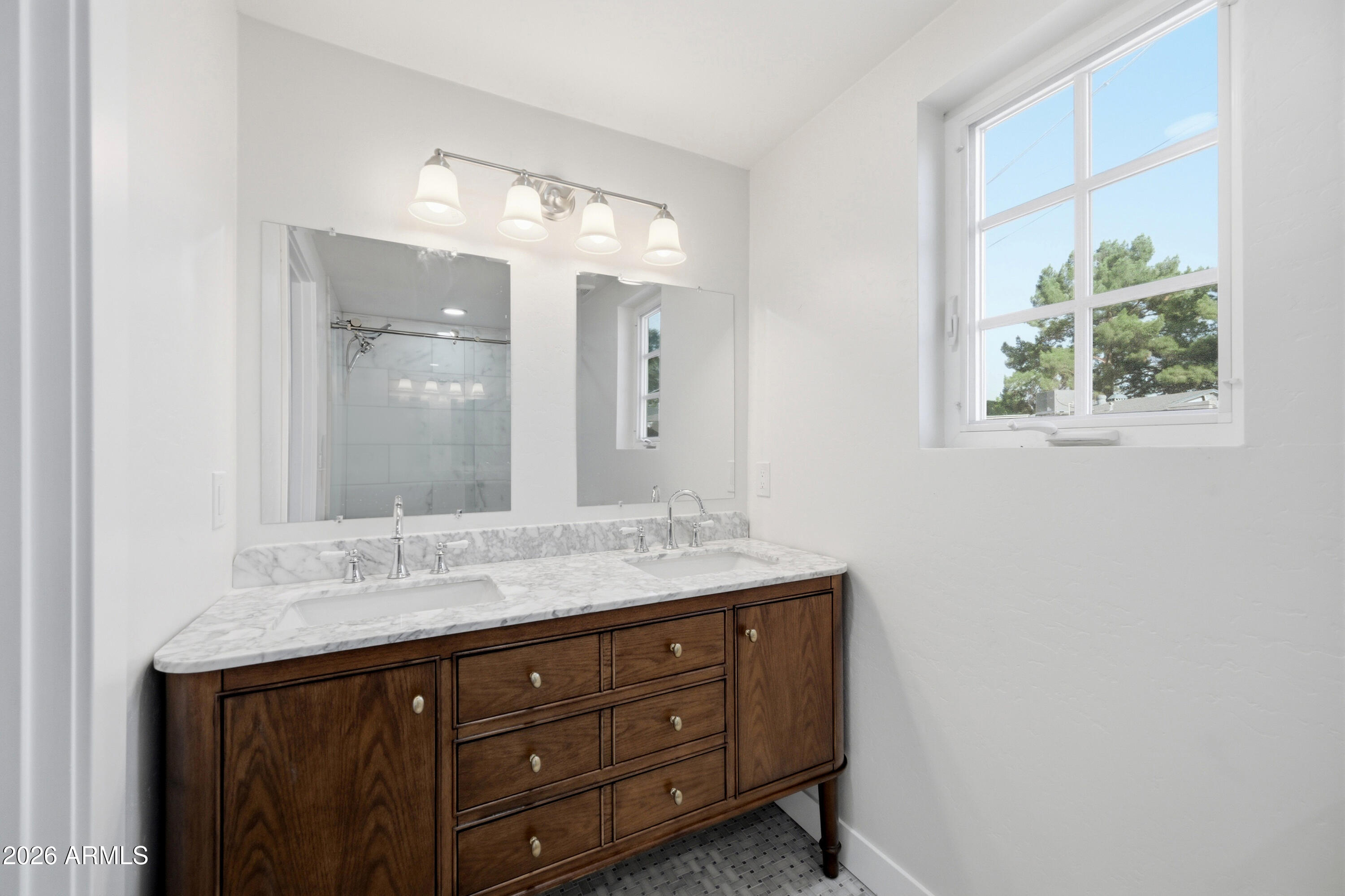 MELROSE MANOR TR D BLKS 34 - Residential