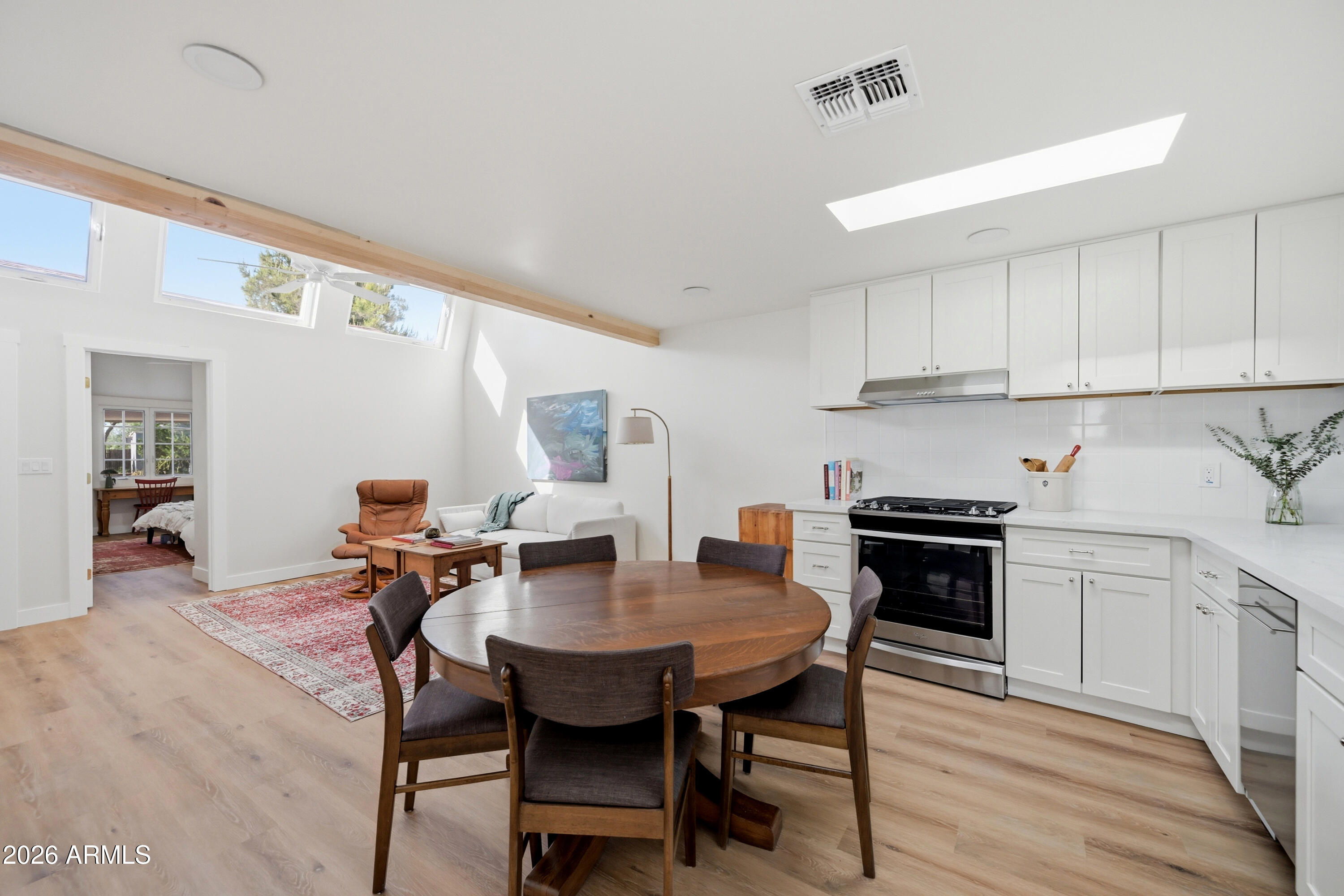 MELROSE MANOR TR D BLKS 34 - Residential