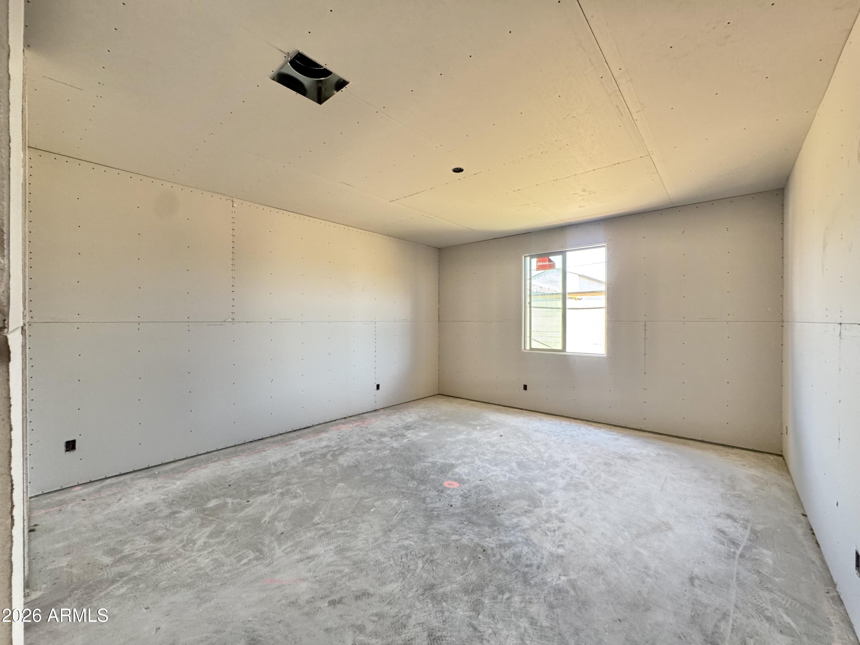 STONEBRIDGE MANOR - Residential
