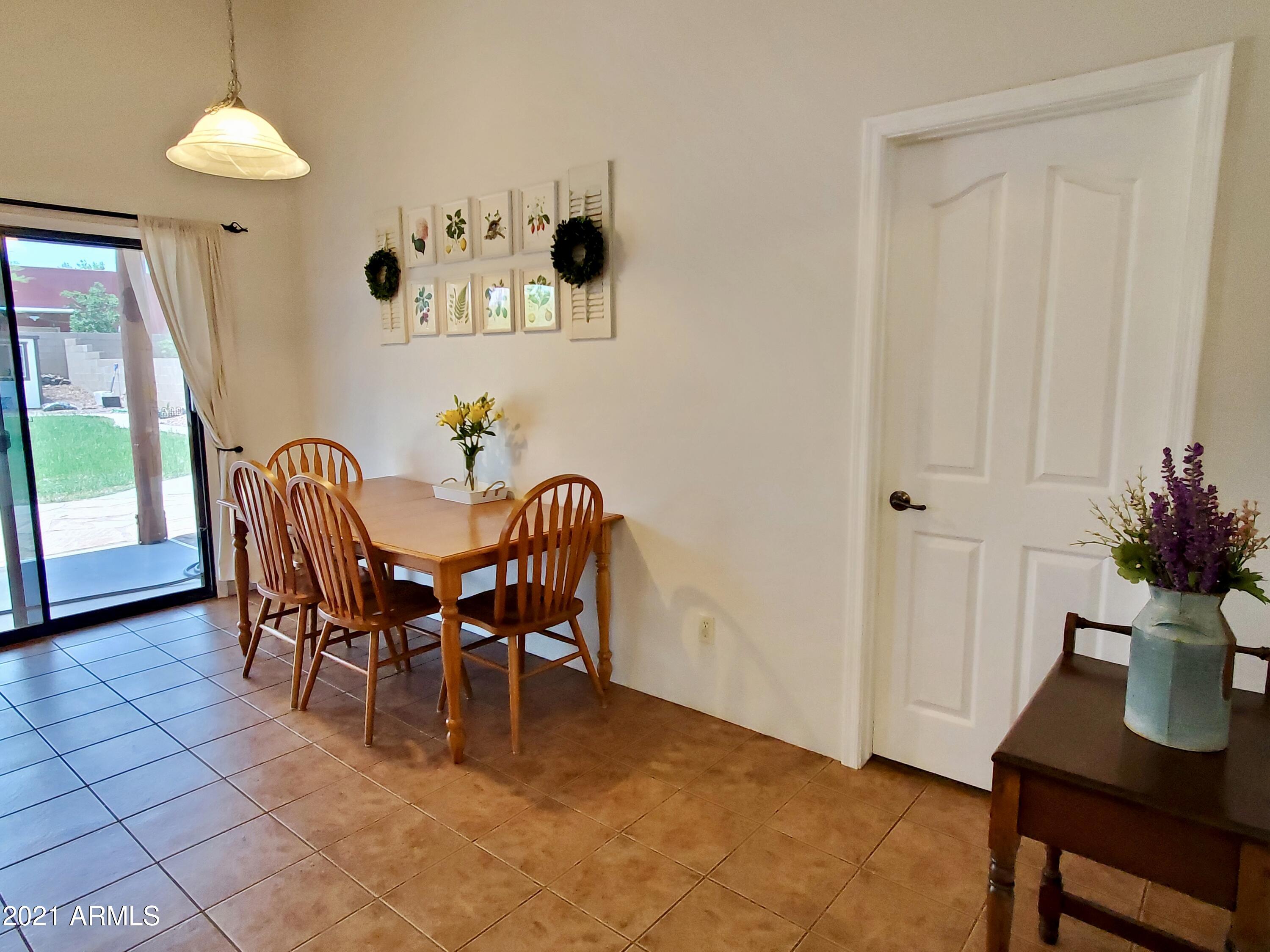 THE LEGENDS AT VALIENTE - Residential