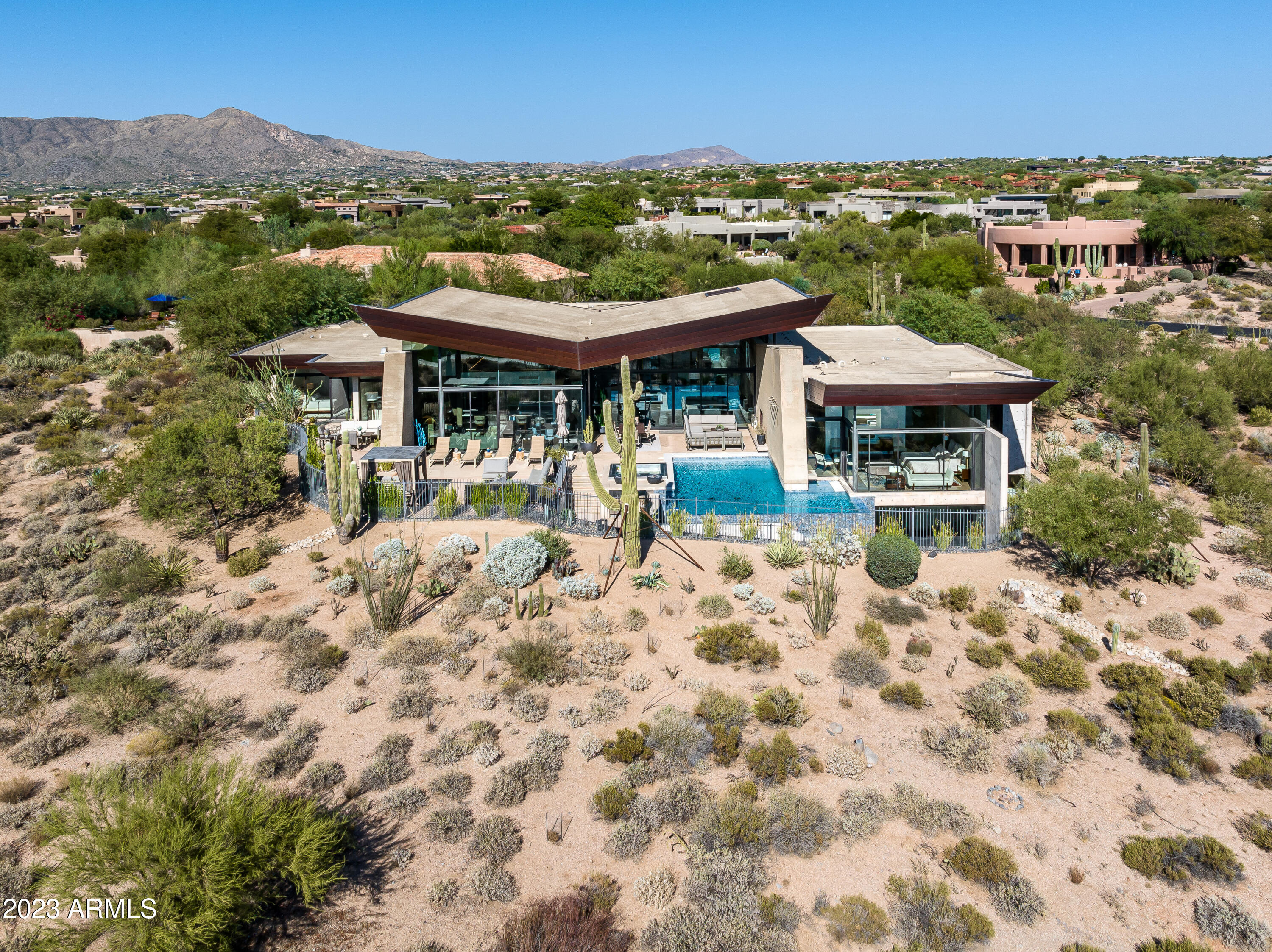 DESERT MOUNTAIN - Residential