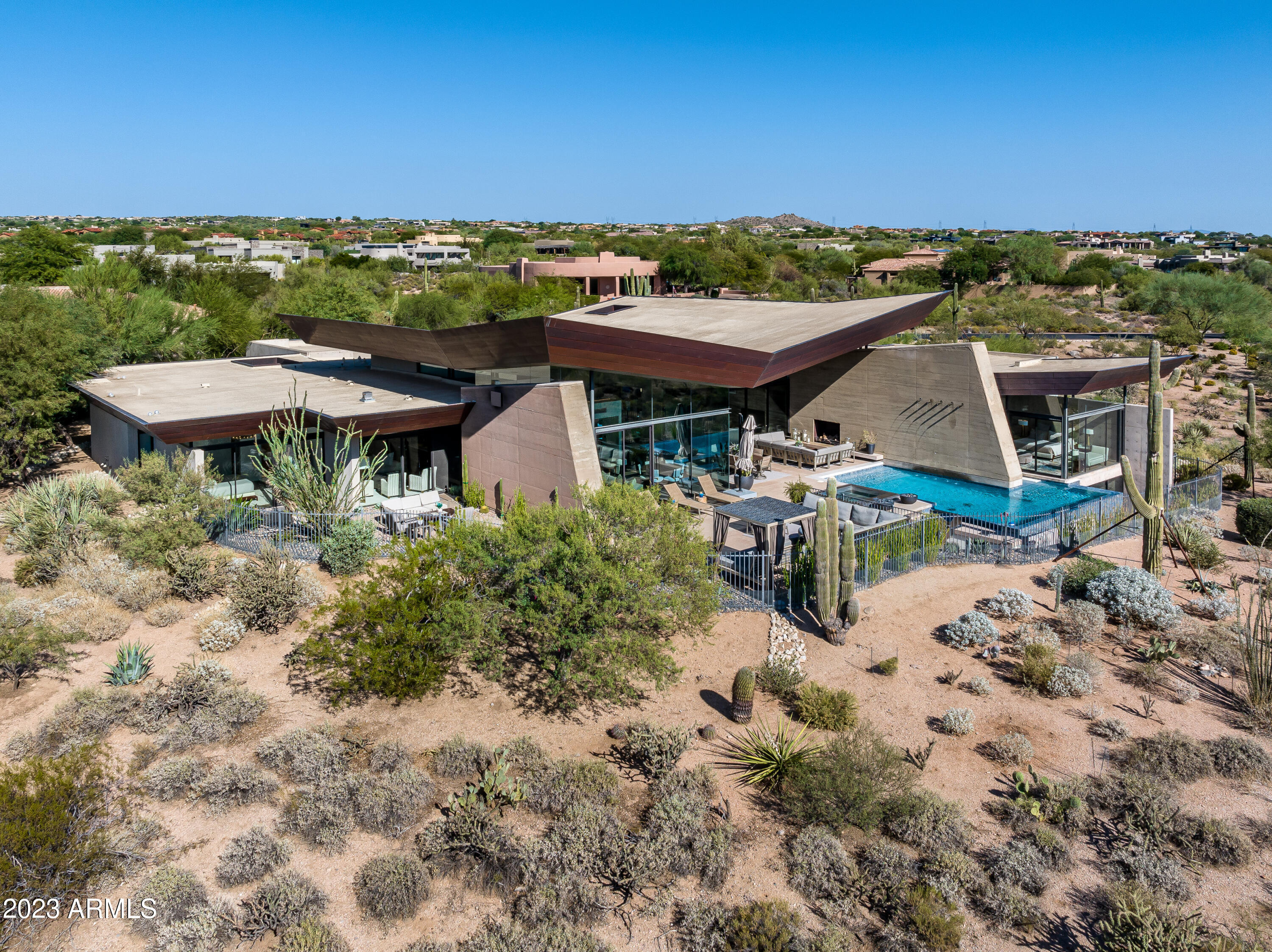 DESERT MOUNTAIN - Residential