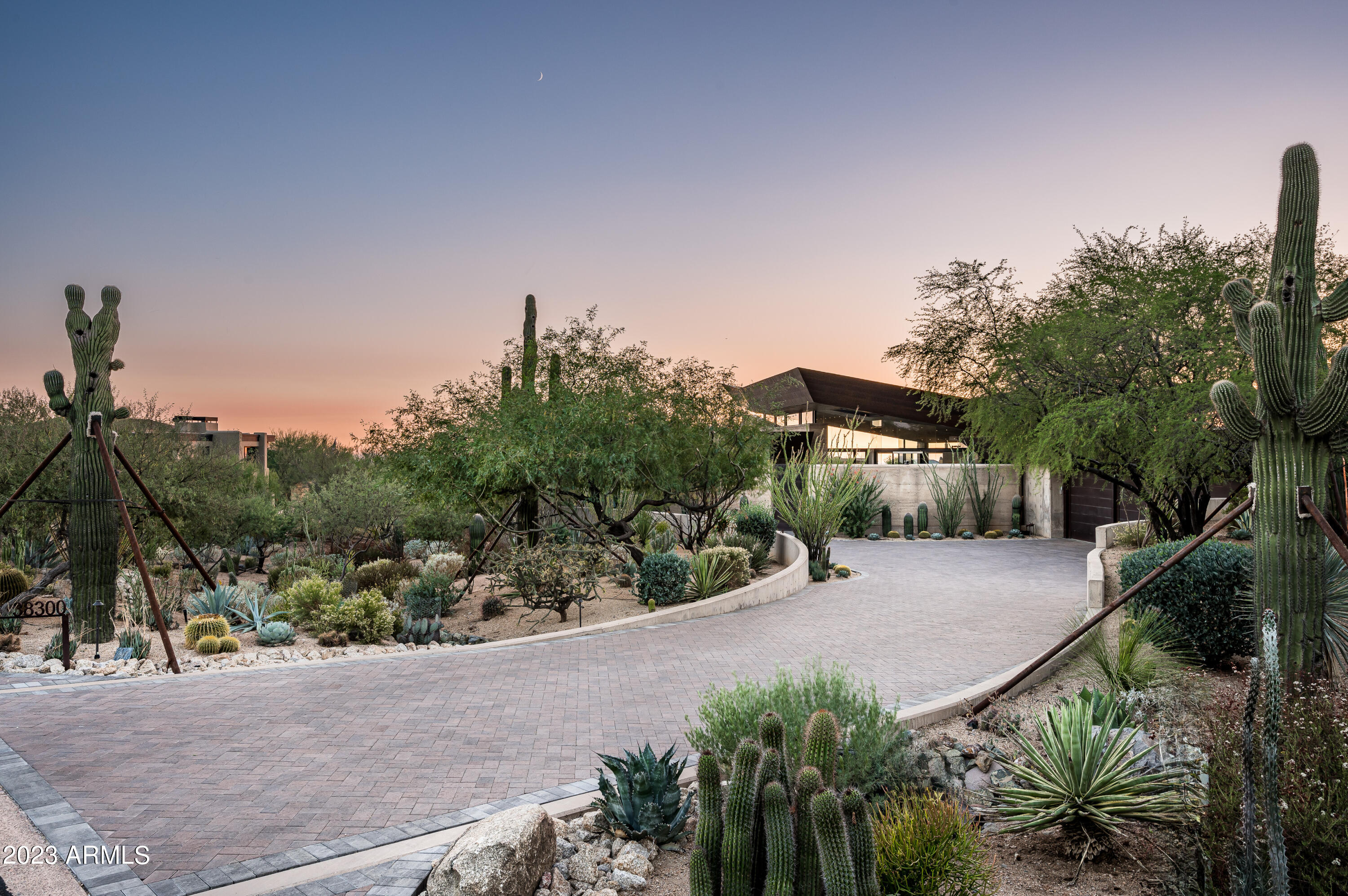 DESERT MOUNTAIN - Residential