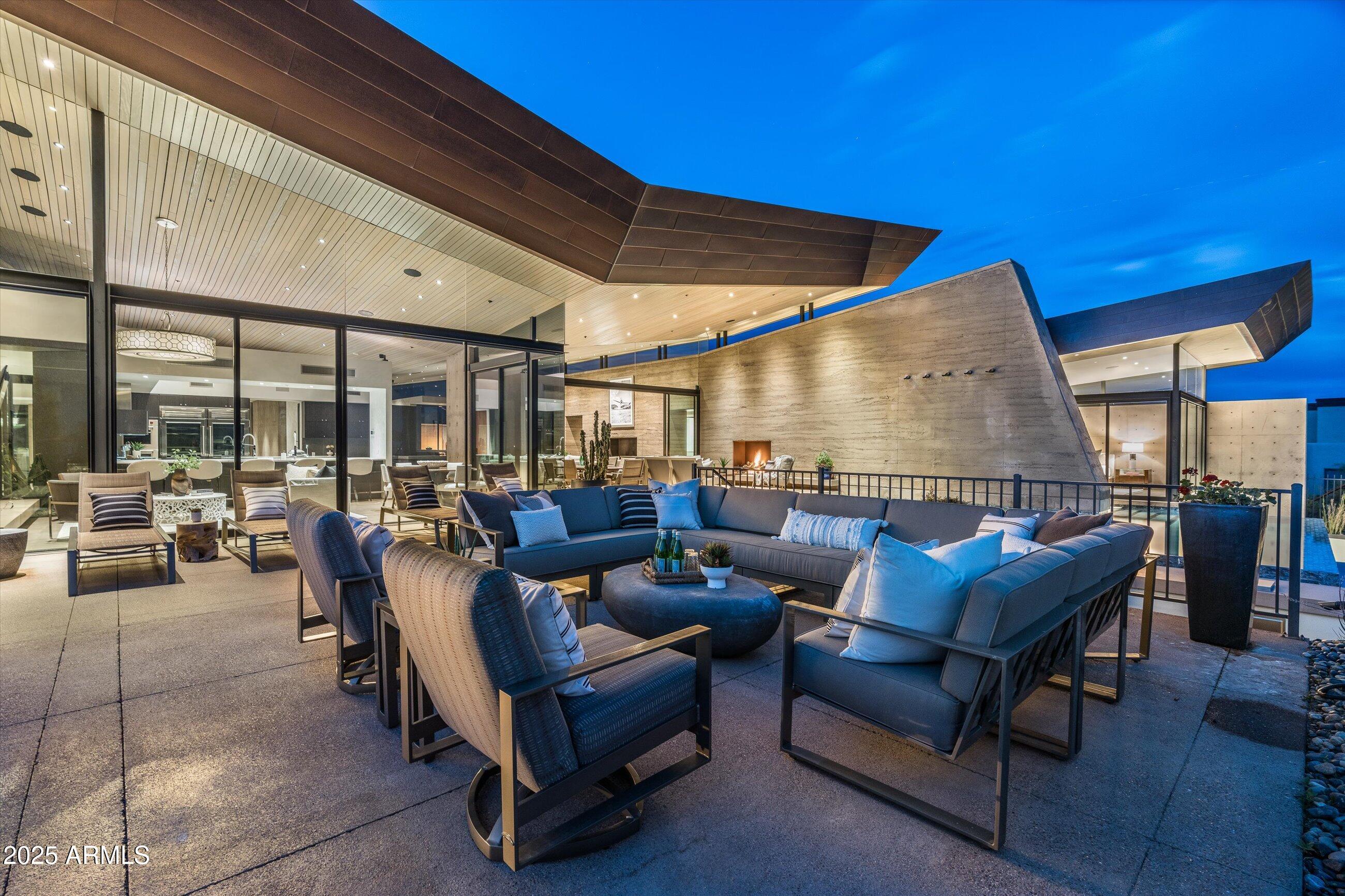 DESERT MOUNTAIN - Residential