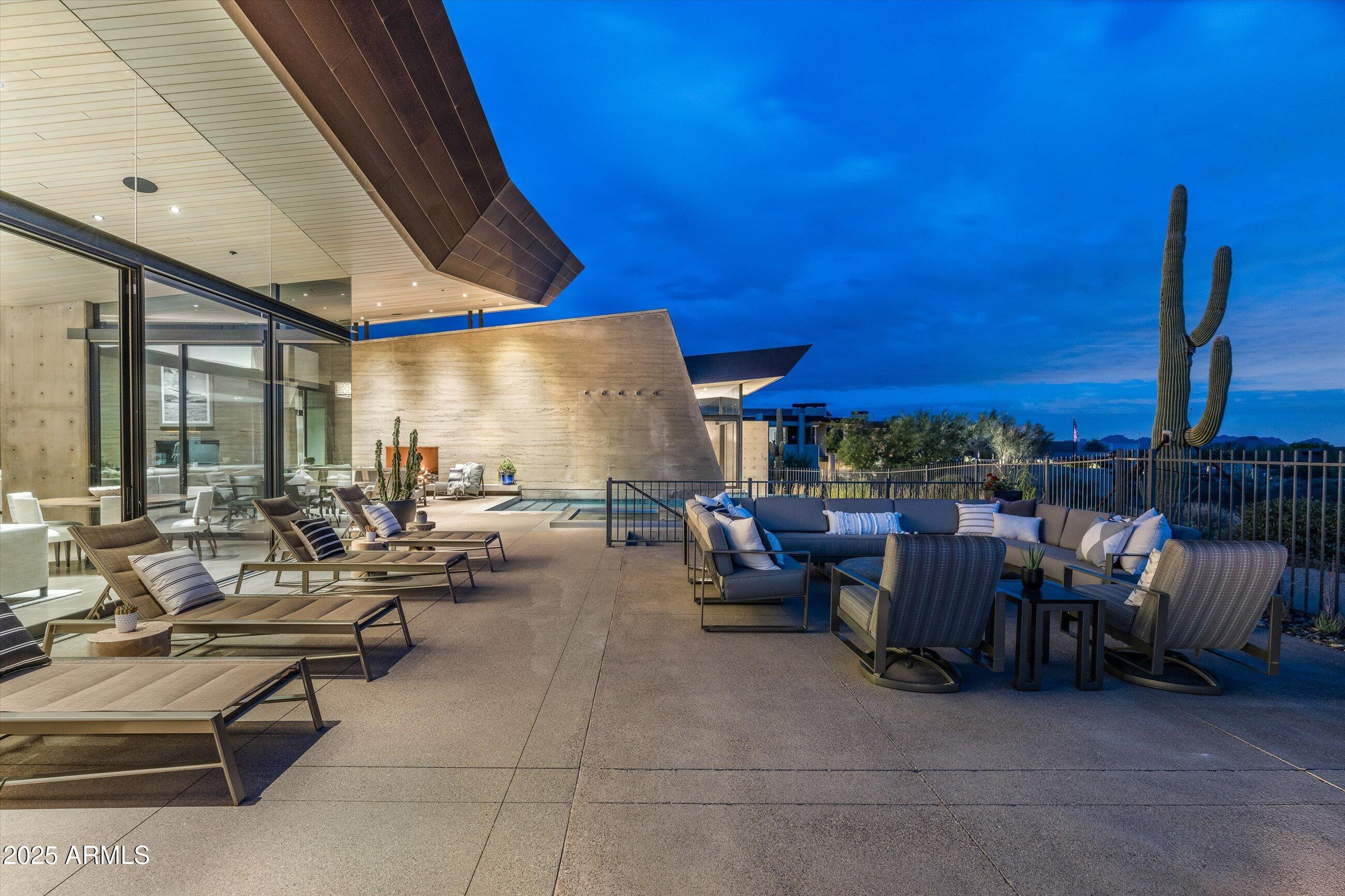 DESERT MOUNTAIN - Residential
