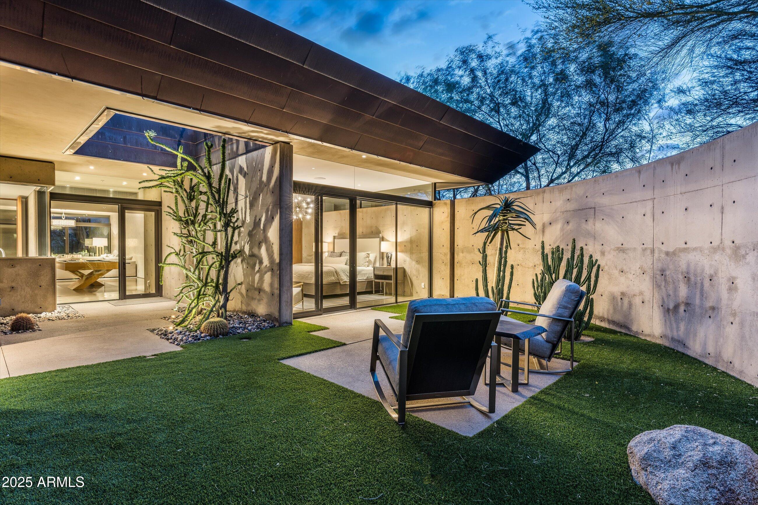DESERT MOUNTAIN - Residential
