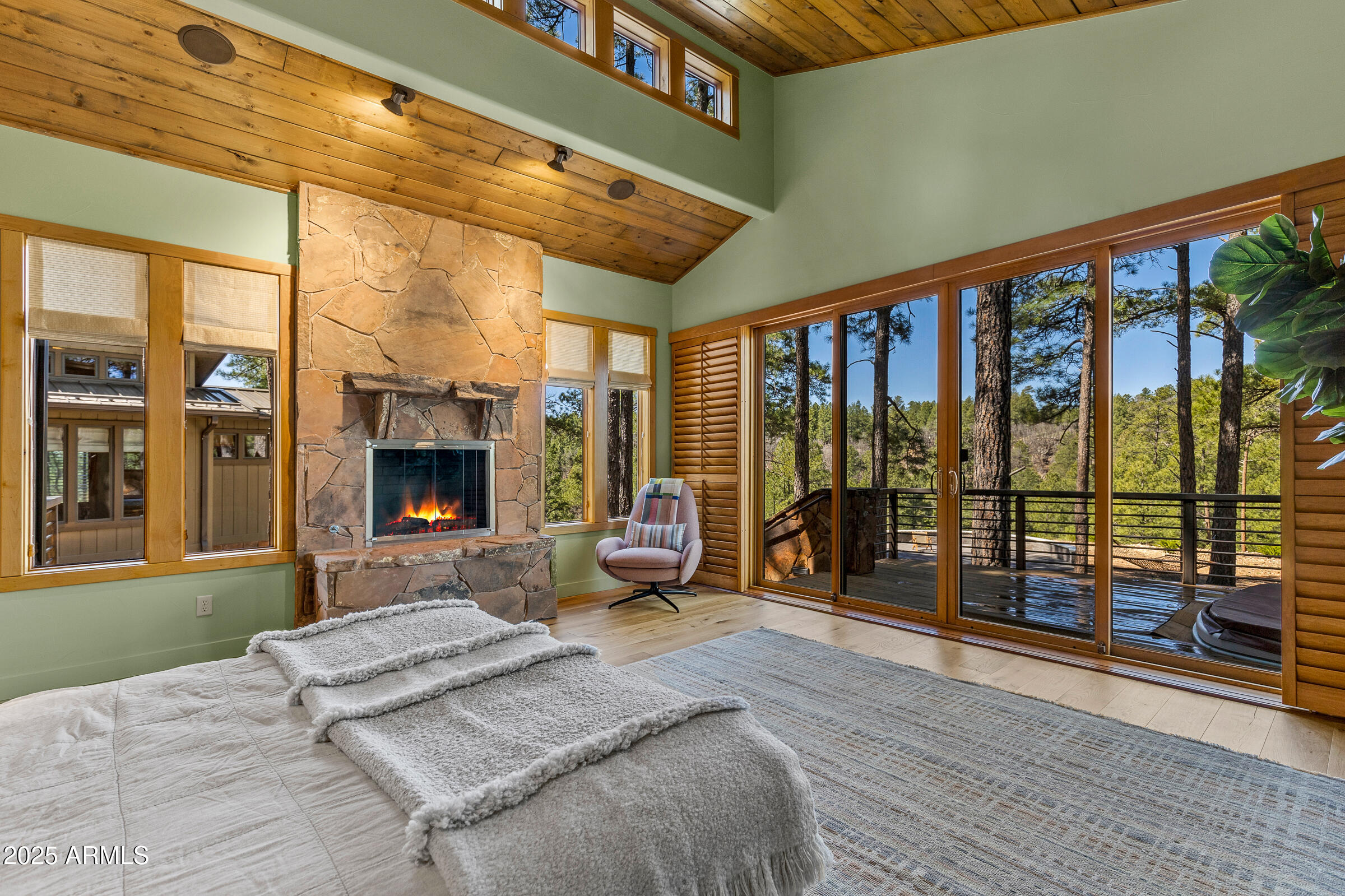 FOREST HIGHLANDS 4 - Residential