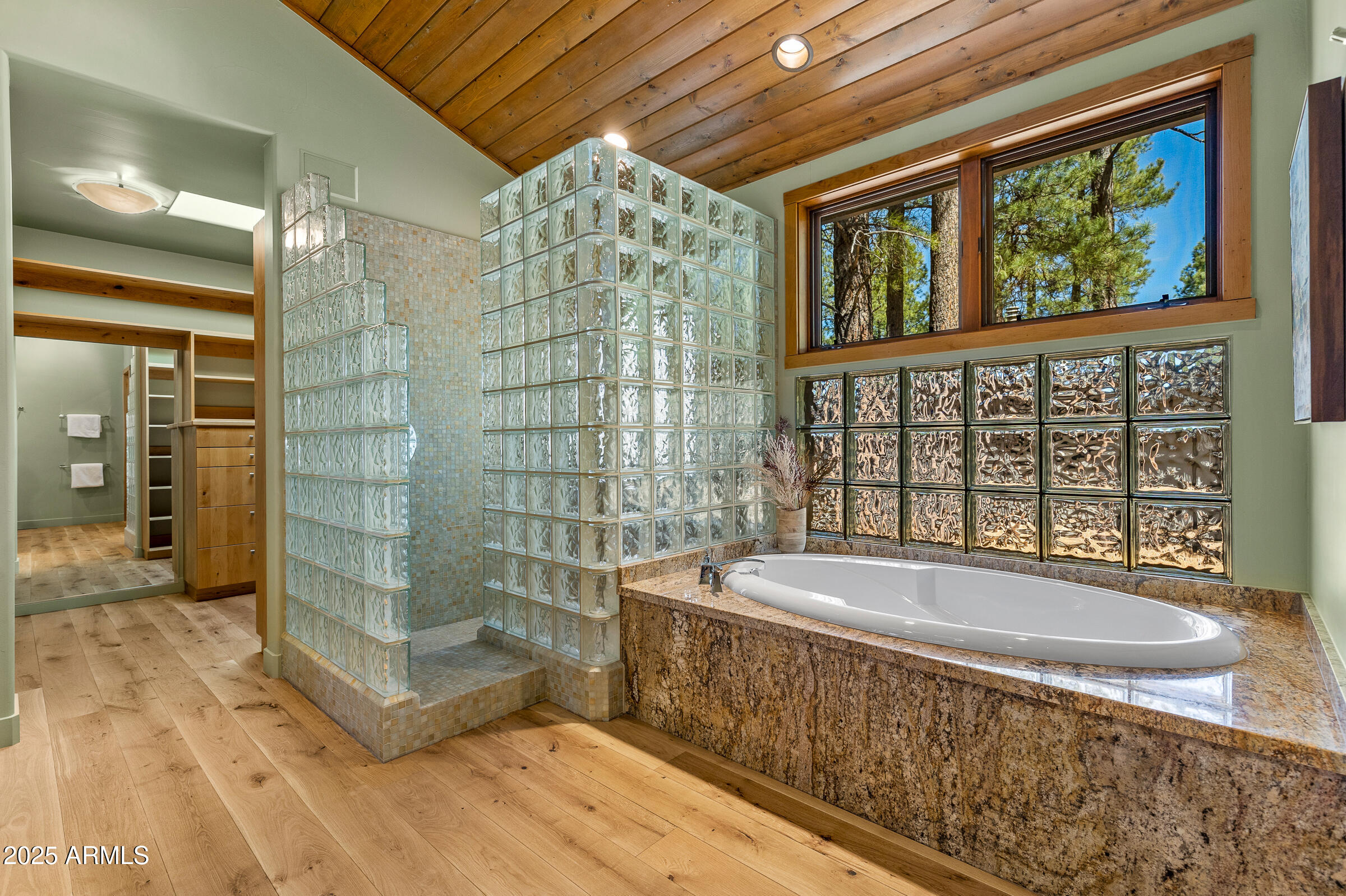 FOREST HIGHLANDS 4 - Residential