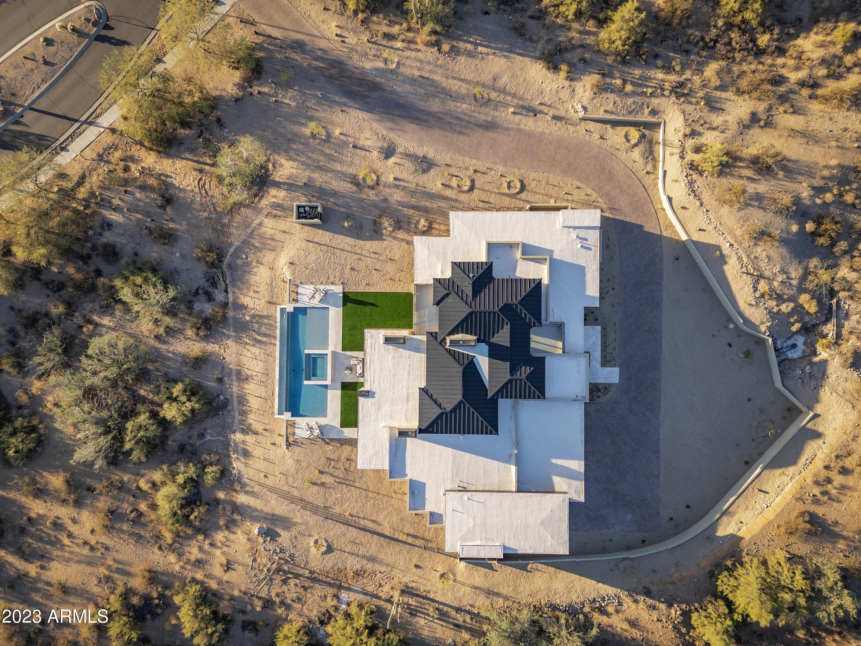 MOUNTAIN ESTATES AT LAS SENDAS - Residential