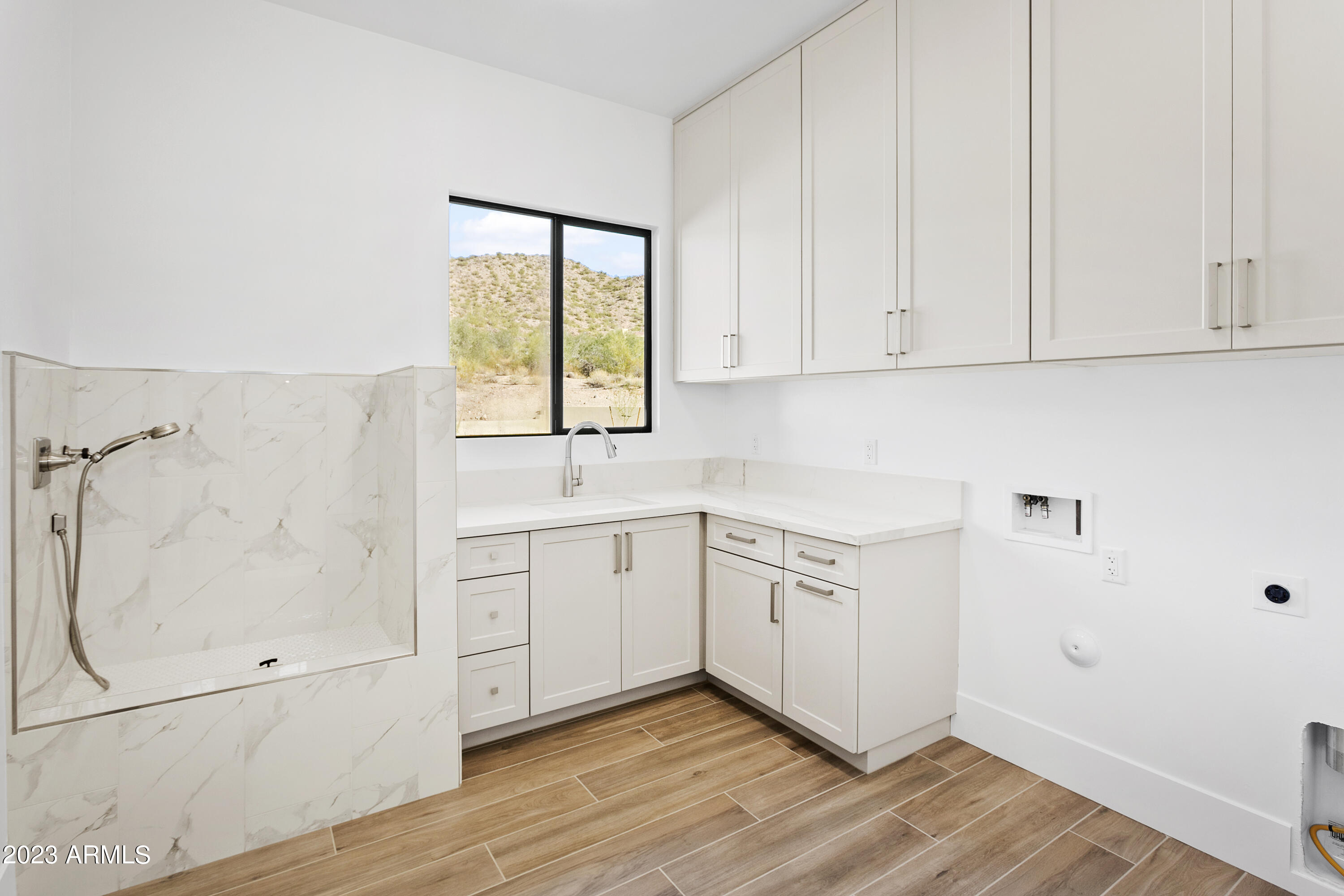 MOUNTAIN ESTATES AT LAS SENDAS - Residential