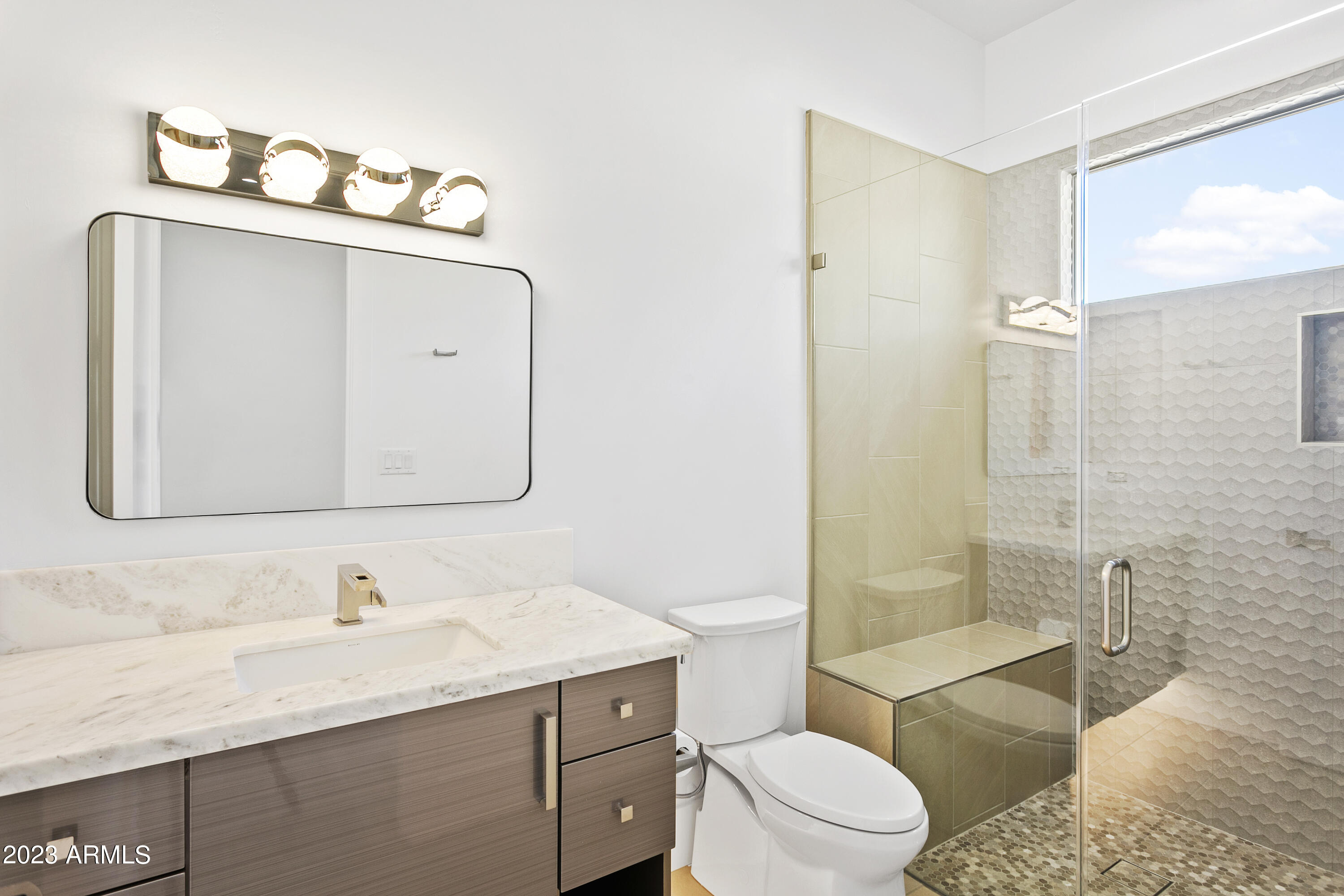 MOUNTAIN ESTATES AT LAS SENDAS - Residential