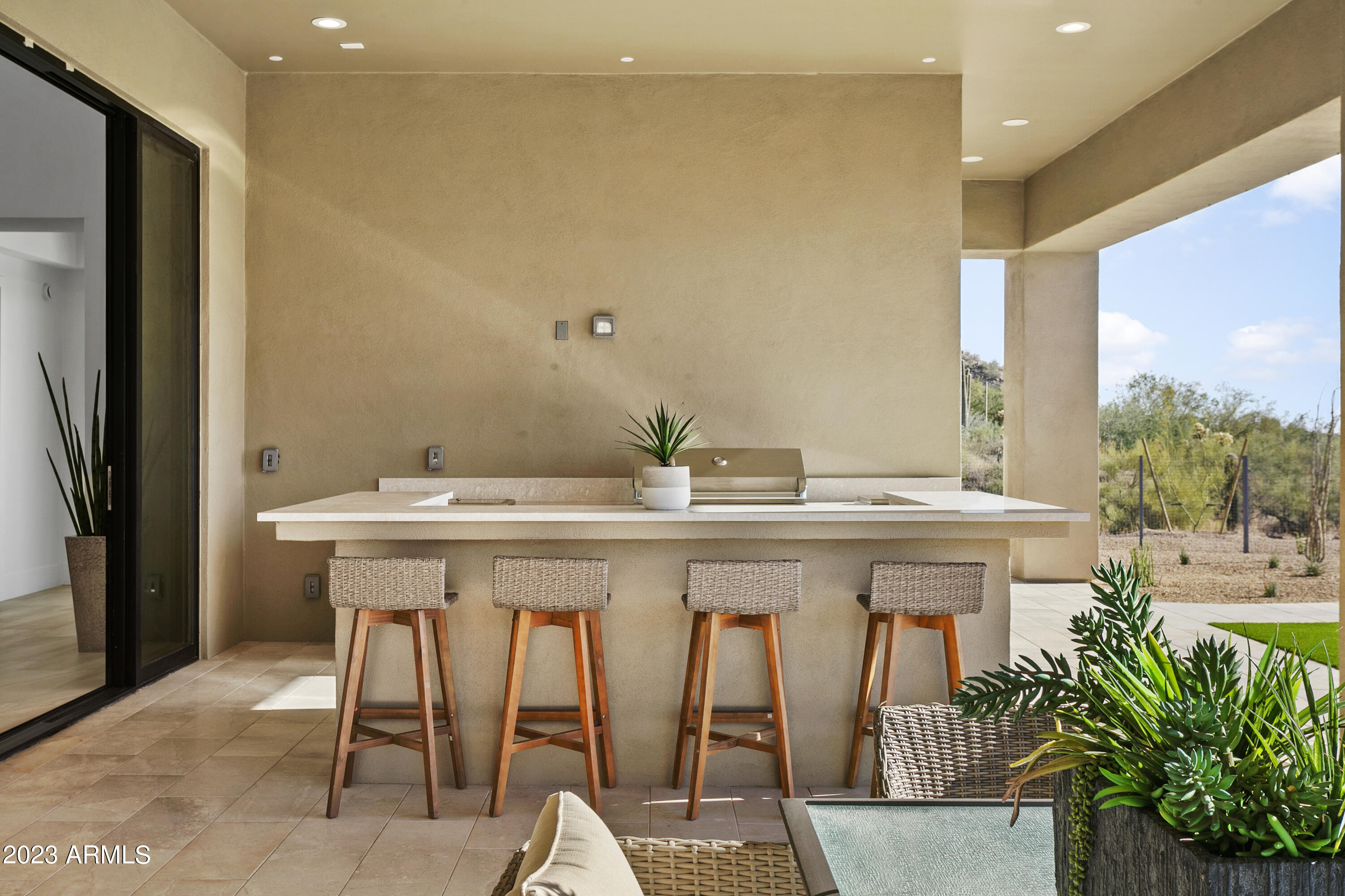 MOUNTAIN ESTATES AT LAS SENDAS - Residential