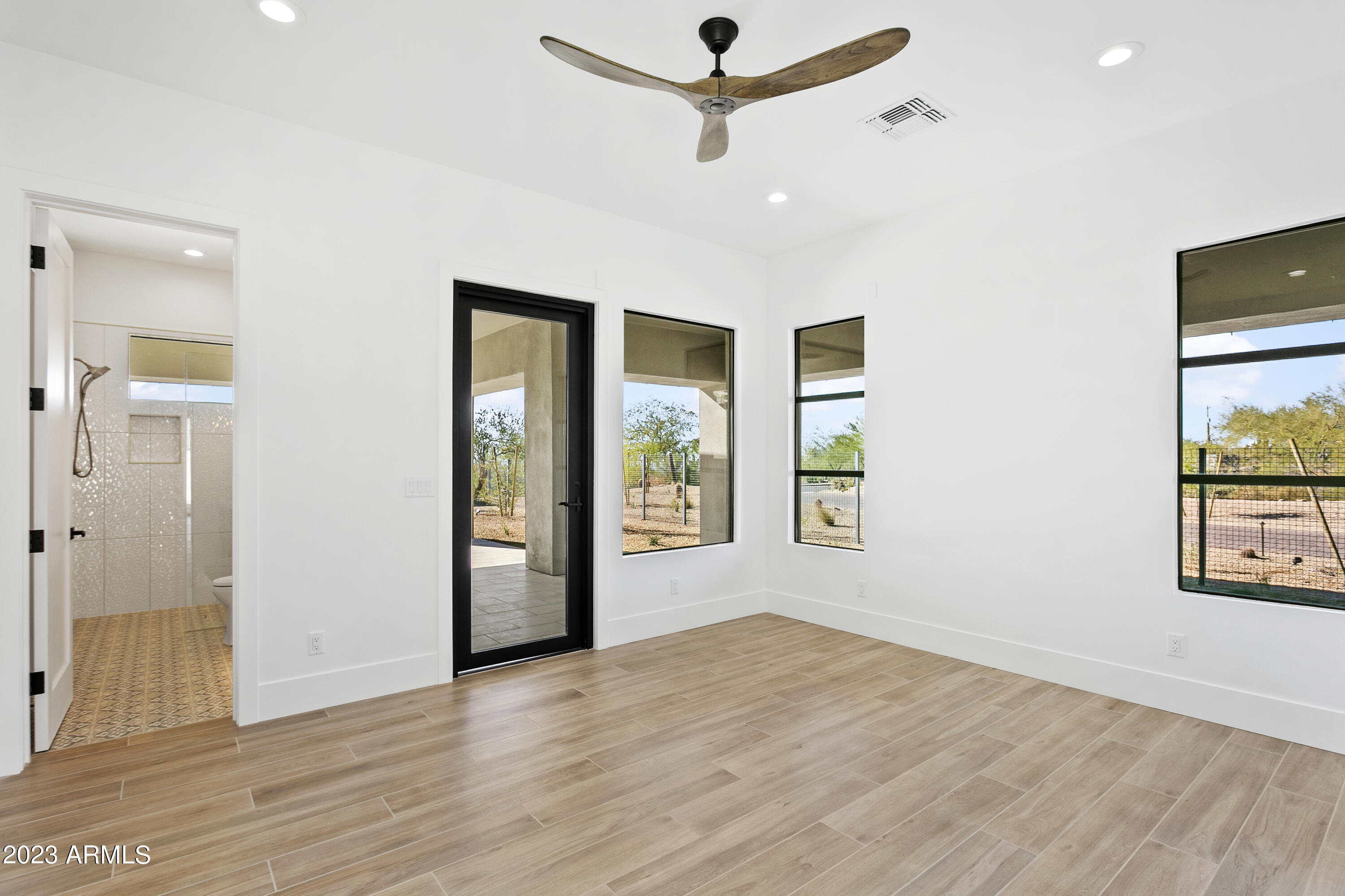 MOUNTAIN ESTATES AT LAS SENDAS - Residential
