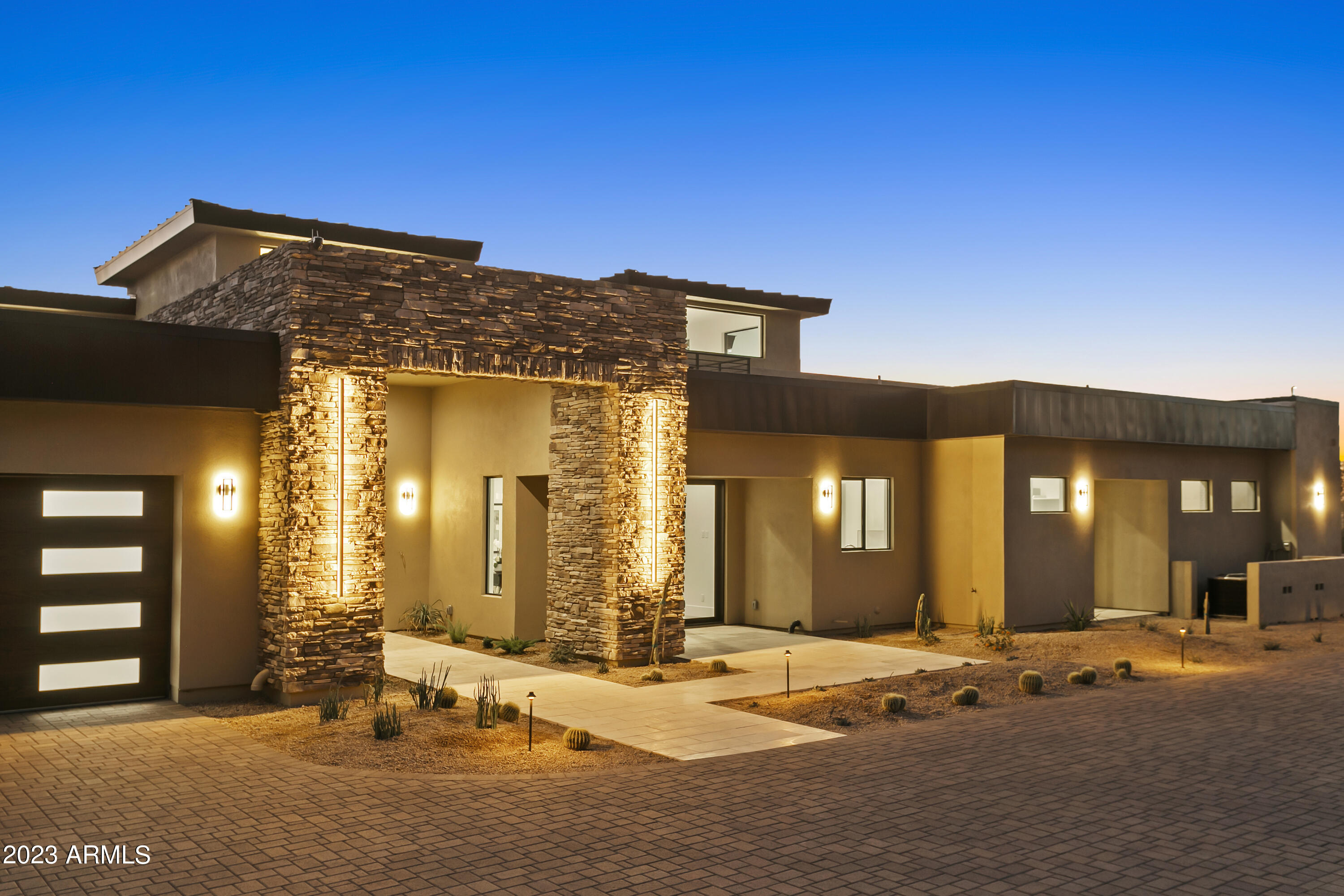 MOUNTAIN ESTATES AT LAS SENDAS - Residential