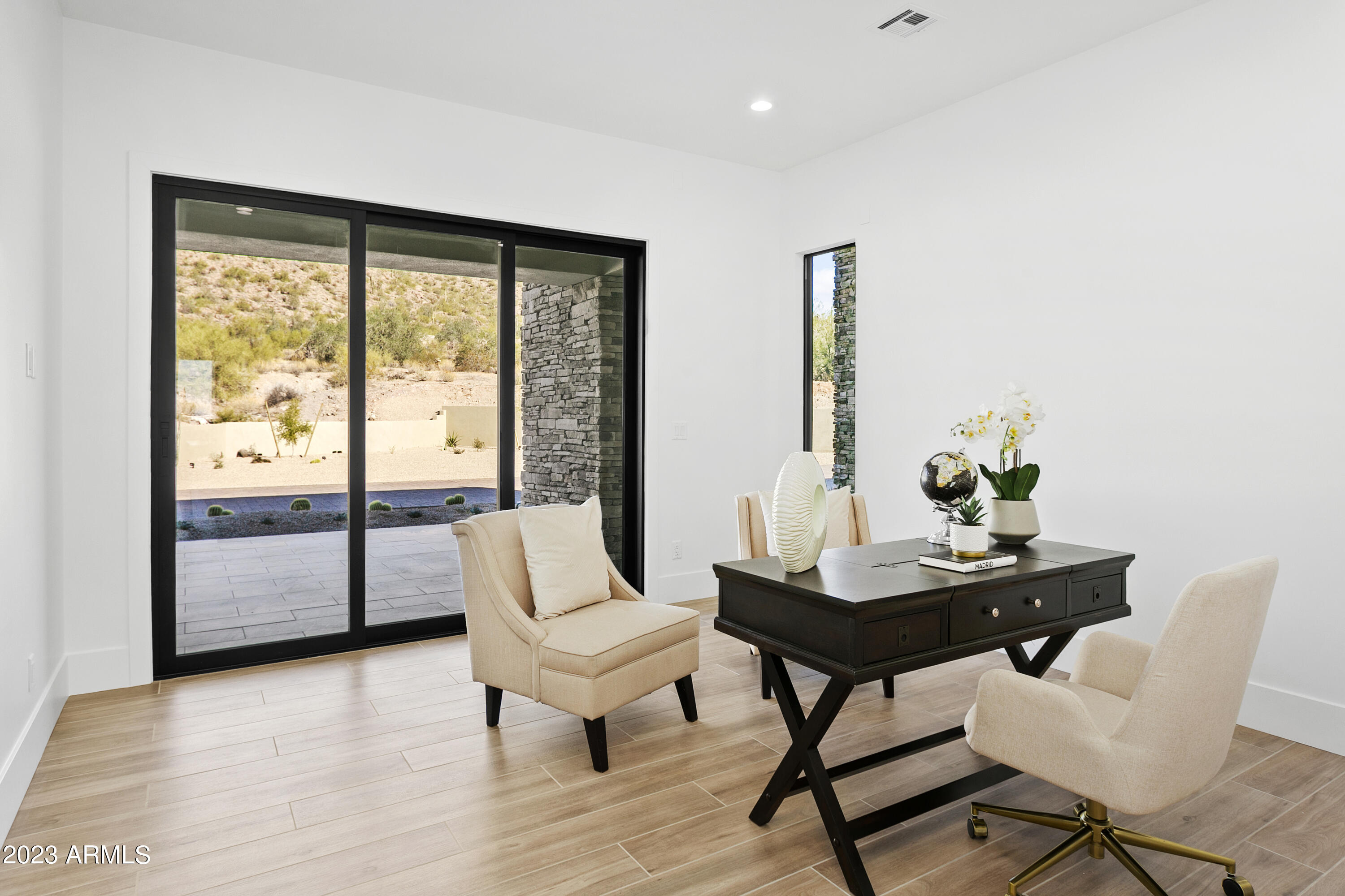 MOUNTAIN ESTATES AT LAS SENDAS - Residential