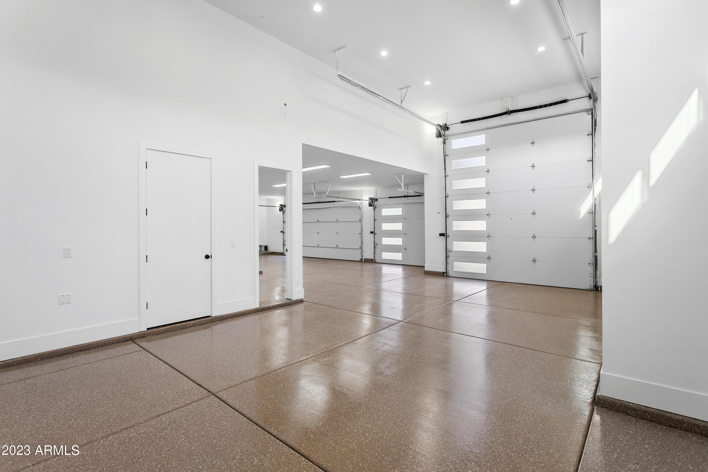 MOUNTAIN ESTATES AT LAS SENDAS - Residential