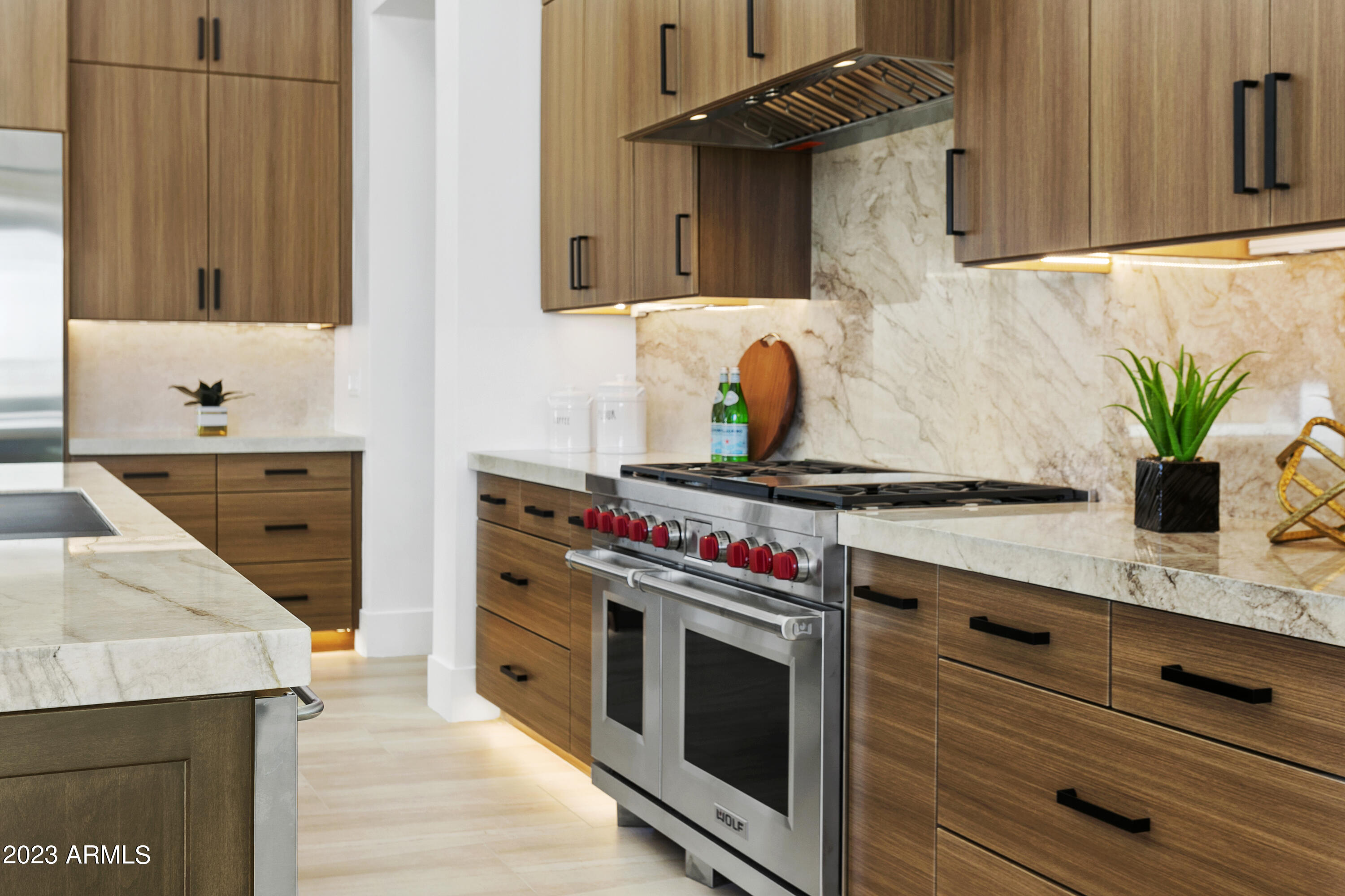 MOUNTAIN ESTATES AT LAS SENDAS - Residential