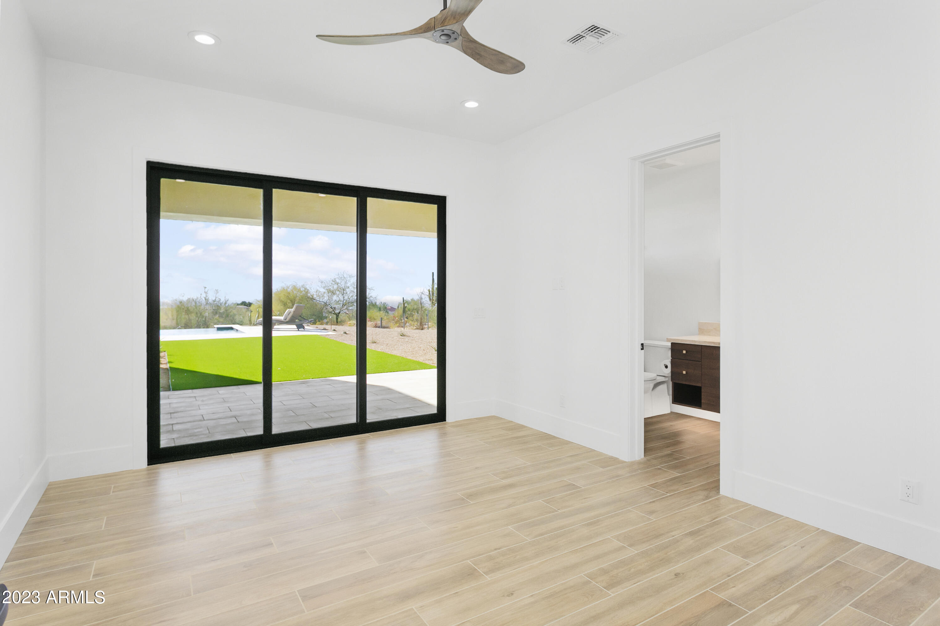 MOUNTAIN ESTATES AT LAS SENDAS - Residential