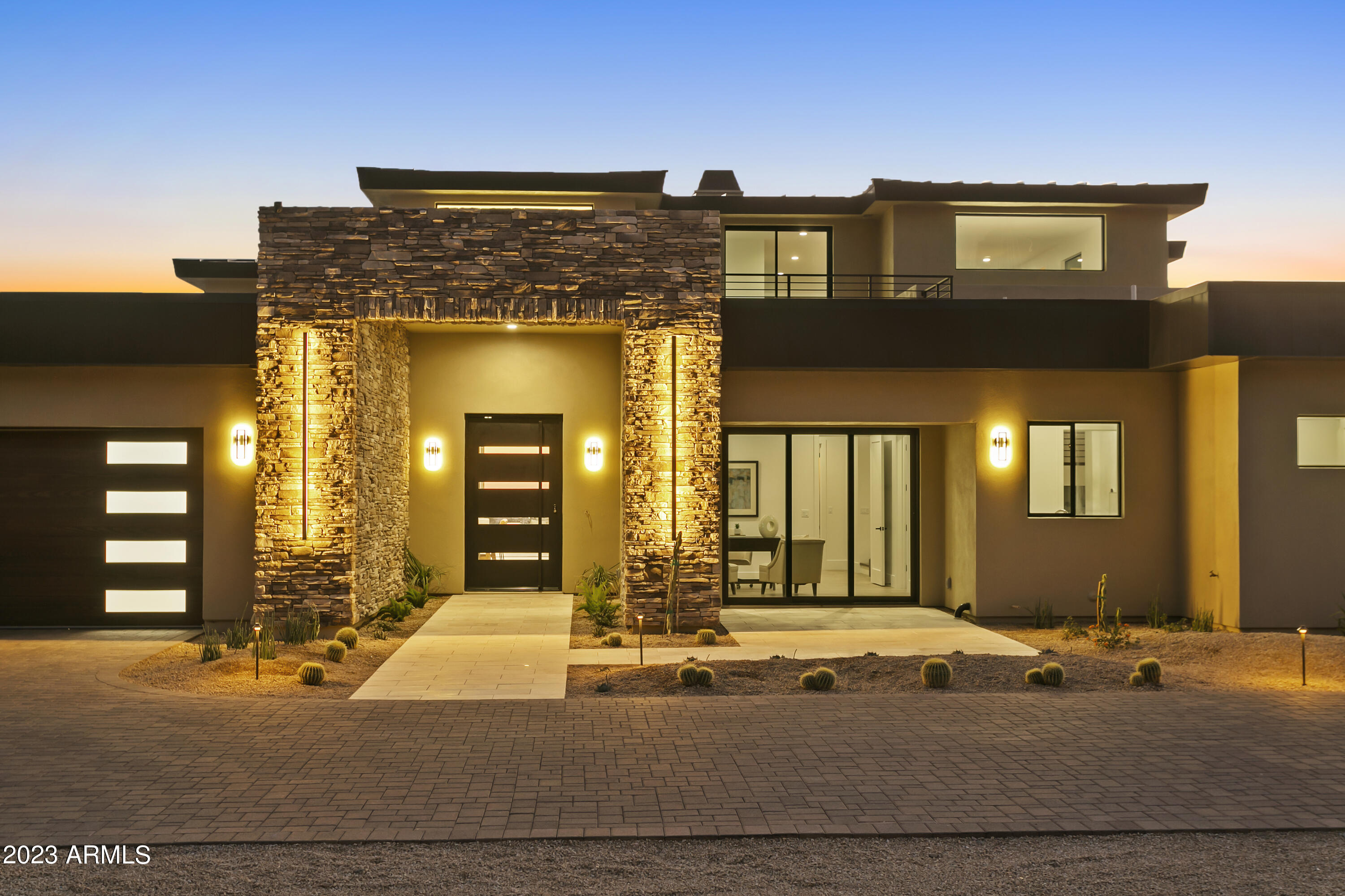MOUNTAIN ESTATES AT LAS SENDAS - Residential