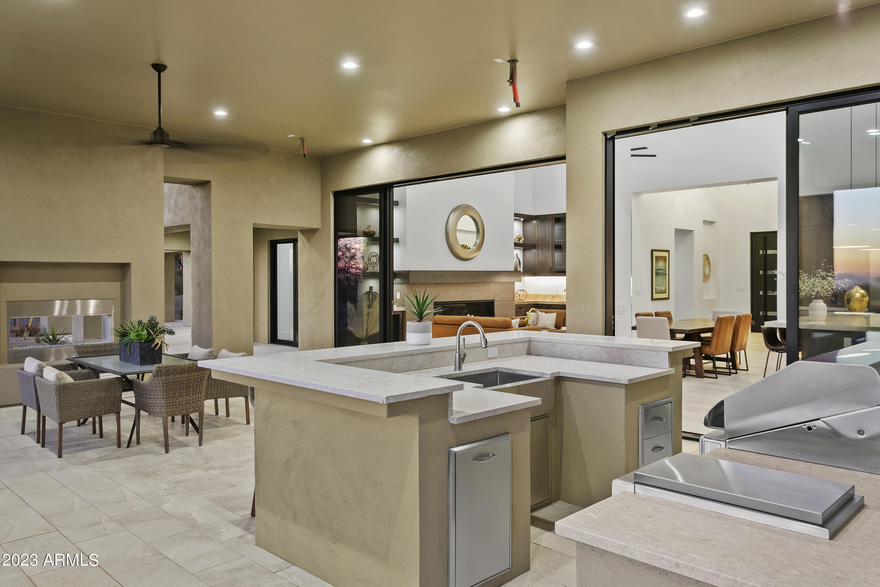 MOUNTAIN ESTATES AT LAS SENDAS - Residential