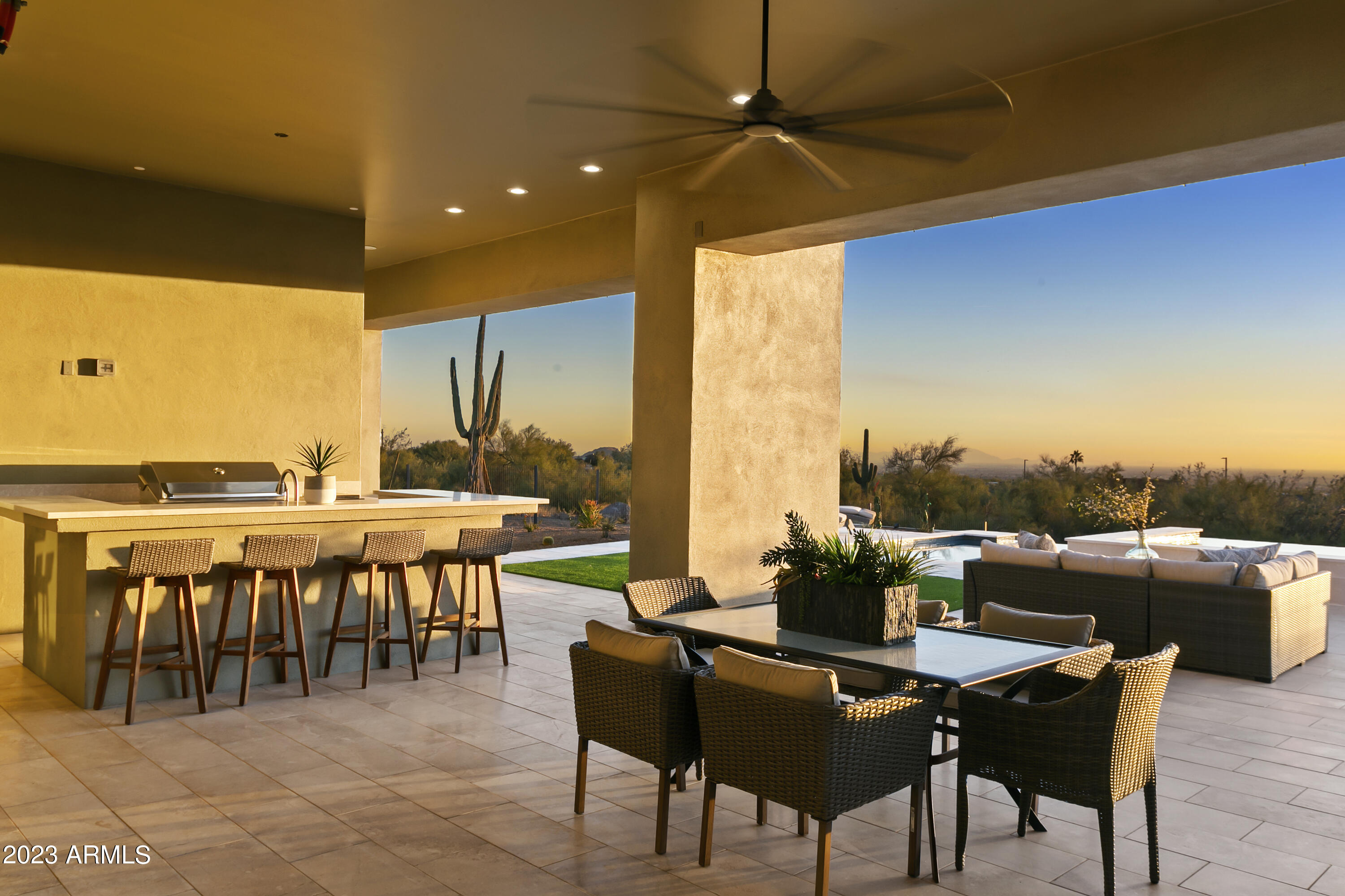 MOUNTAIN ESTATES AT LAS SENDAS - Residential