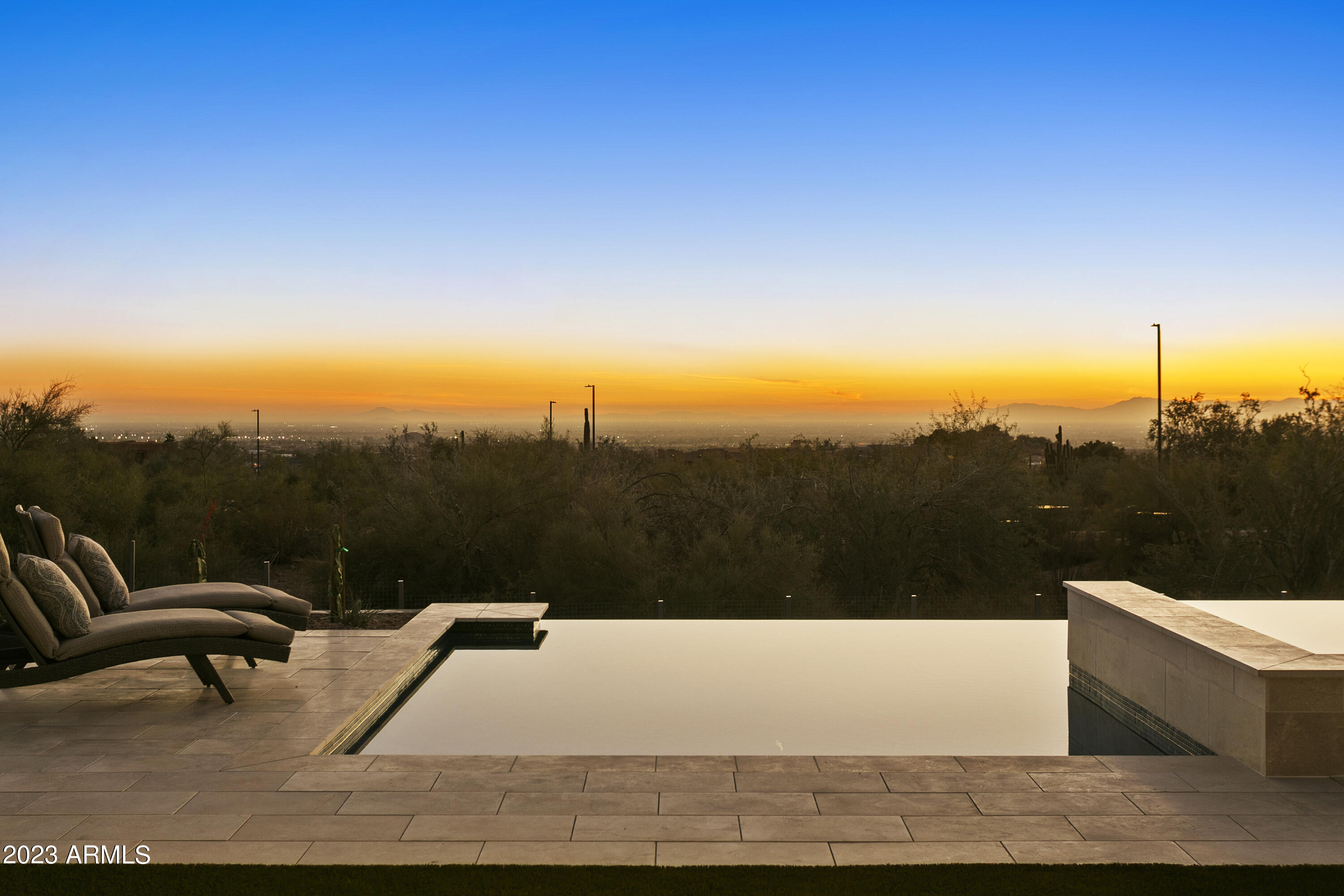 MOUNTAIN ESTATES AT LAS SENDAS - Residential