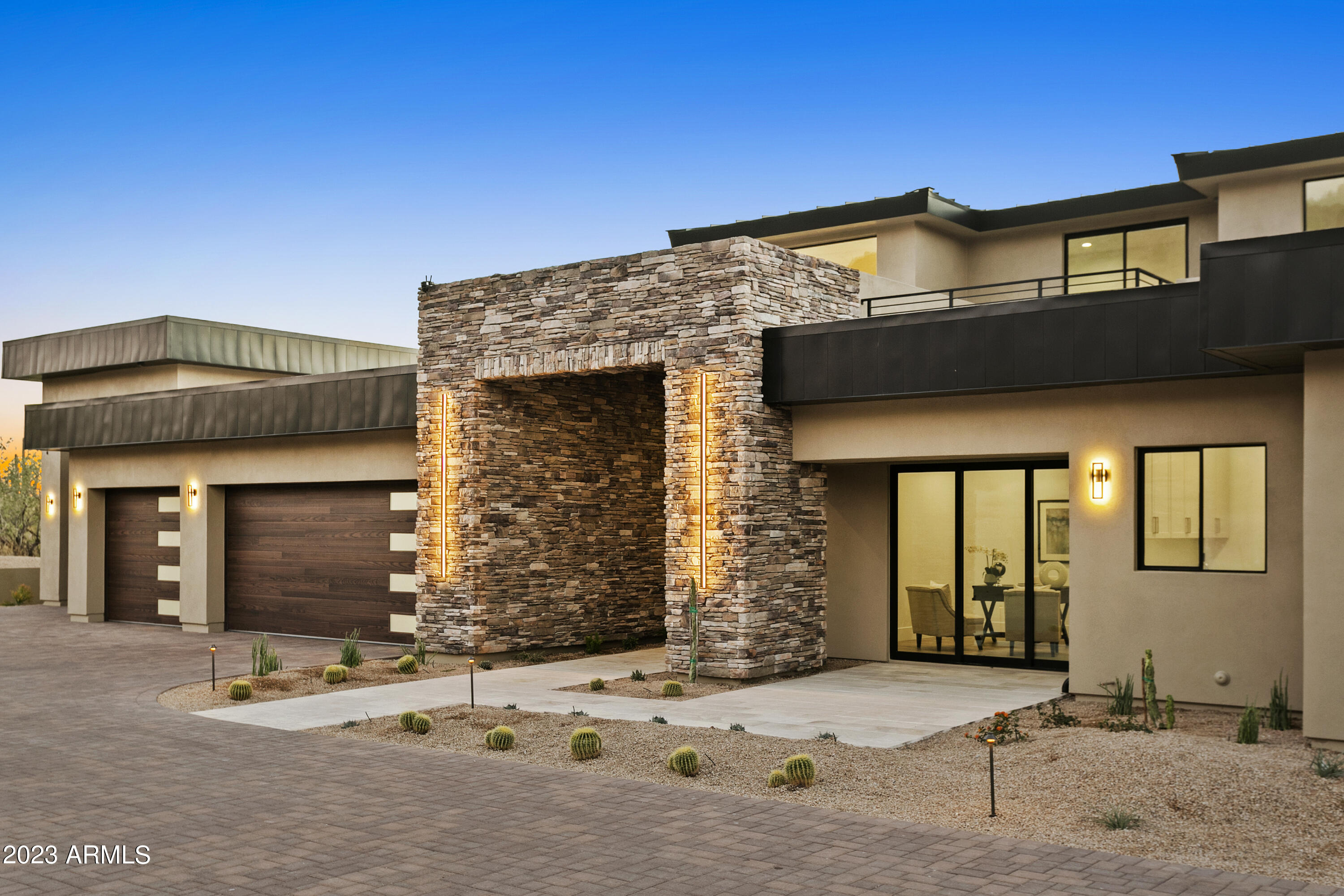 MOUNTAIN ESTATES AT LAS SENDAS - Residential