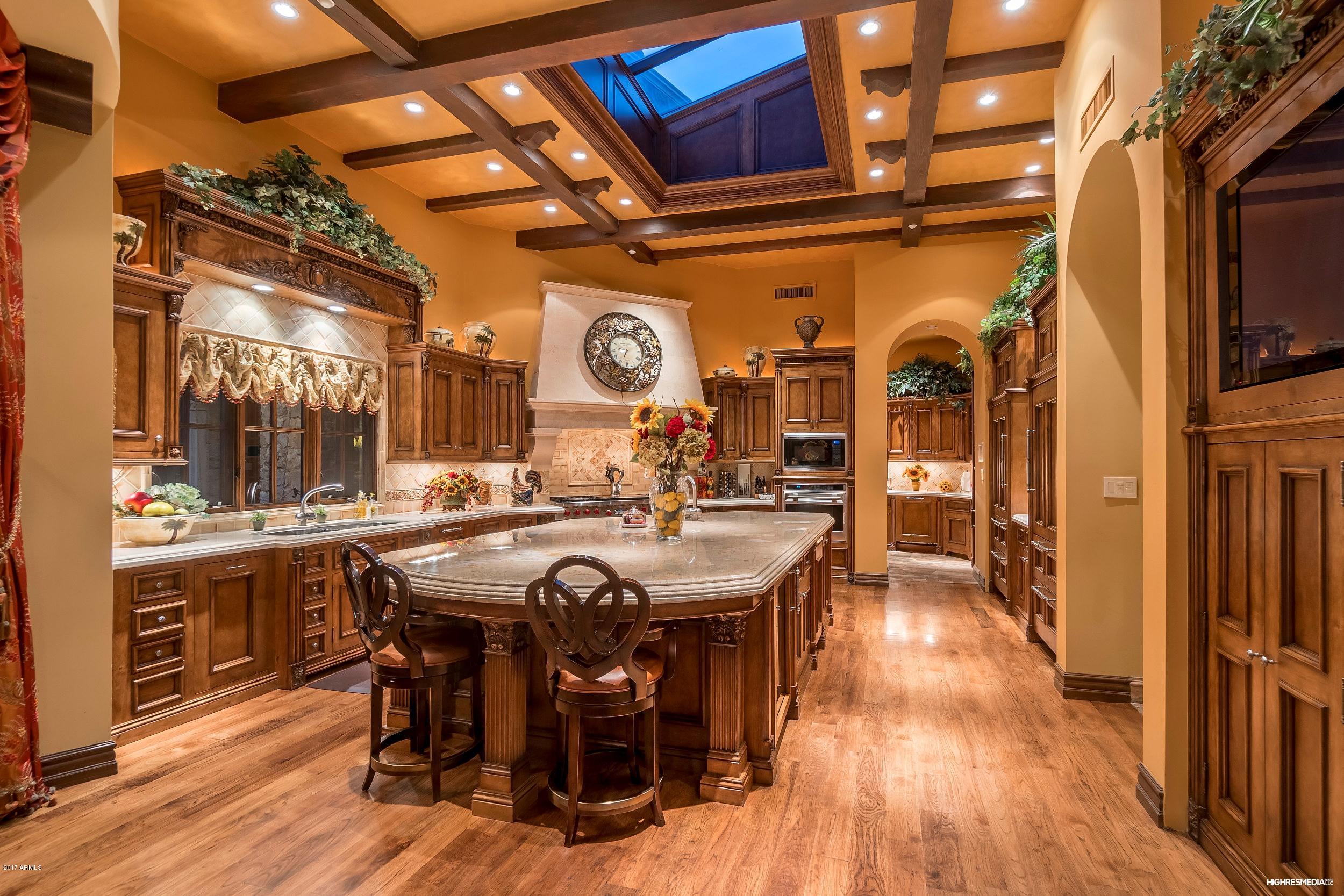 EQUESTRIAN TRAILS - Residential