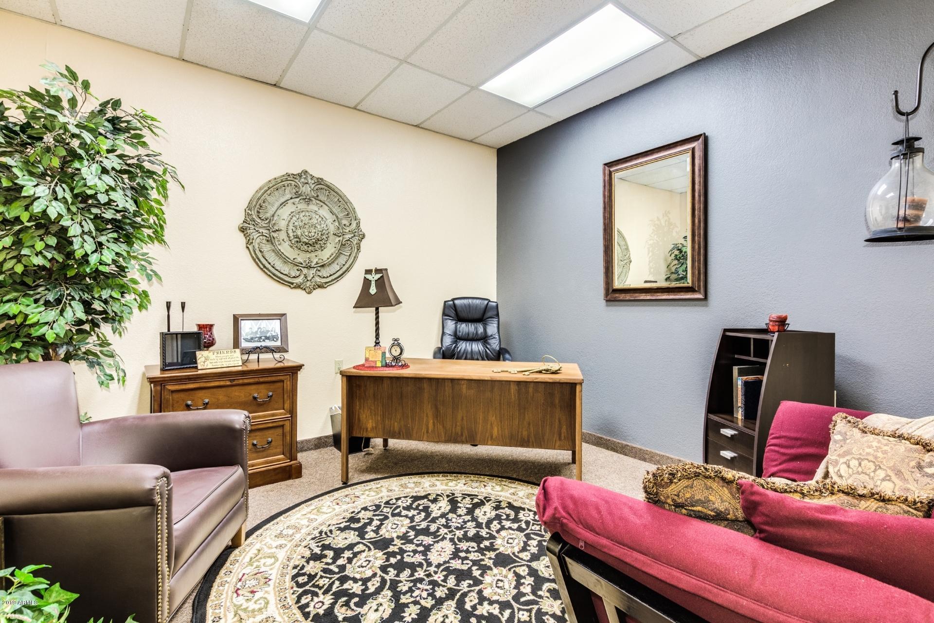 VIRGINIA CIRCLE - Commercial Sale