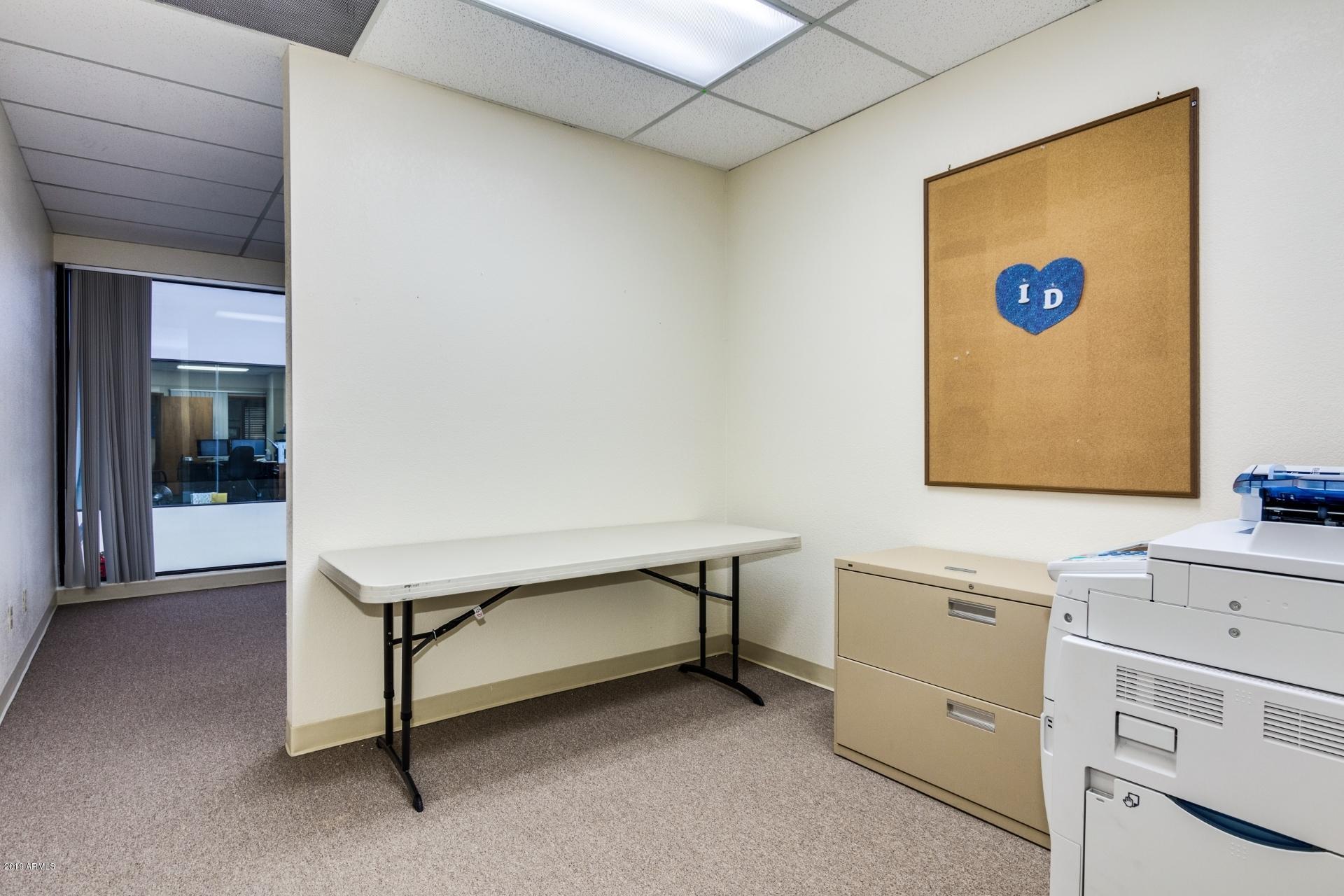 VIRGINIA CIRCLE - Commercial Sale