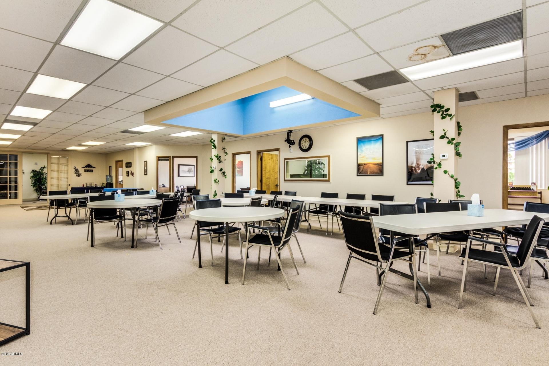 VIRGINIA CIRCLE - Commercial Sale