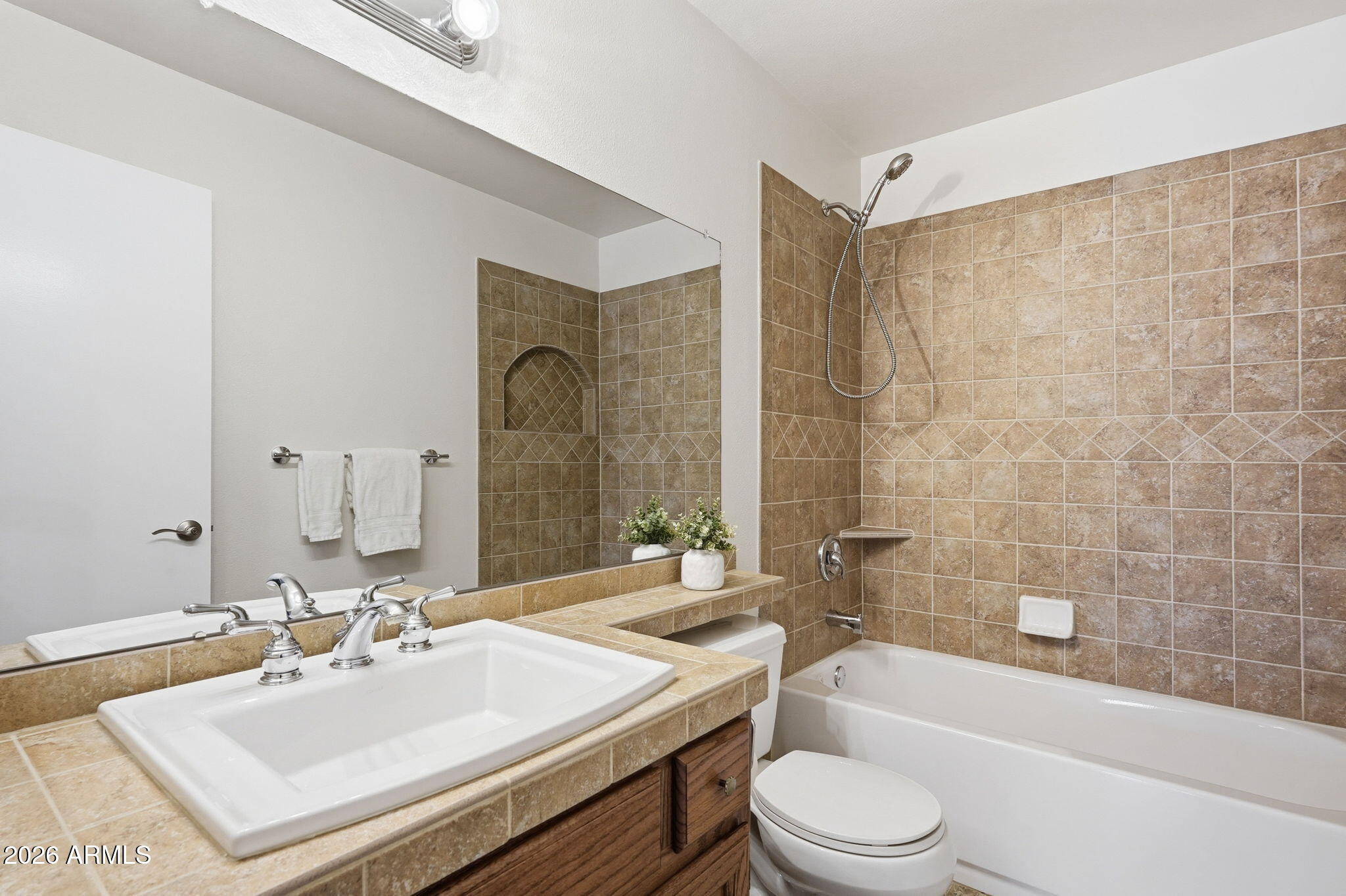 ESTRELLA NORTHWEST UNIT 2 - Residential