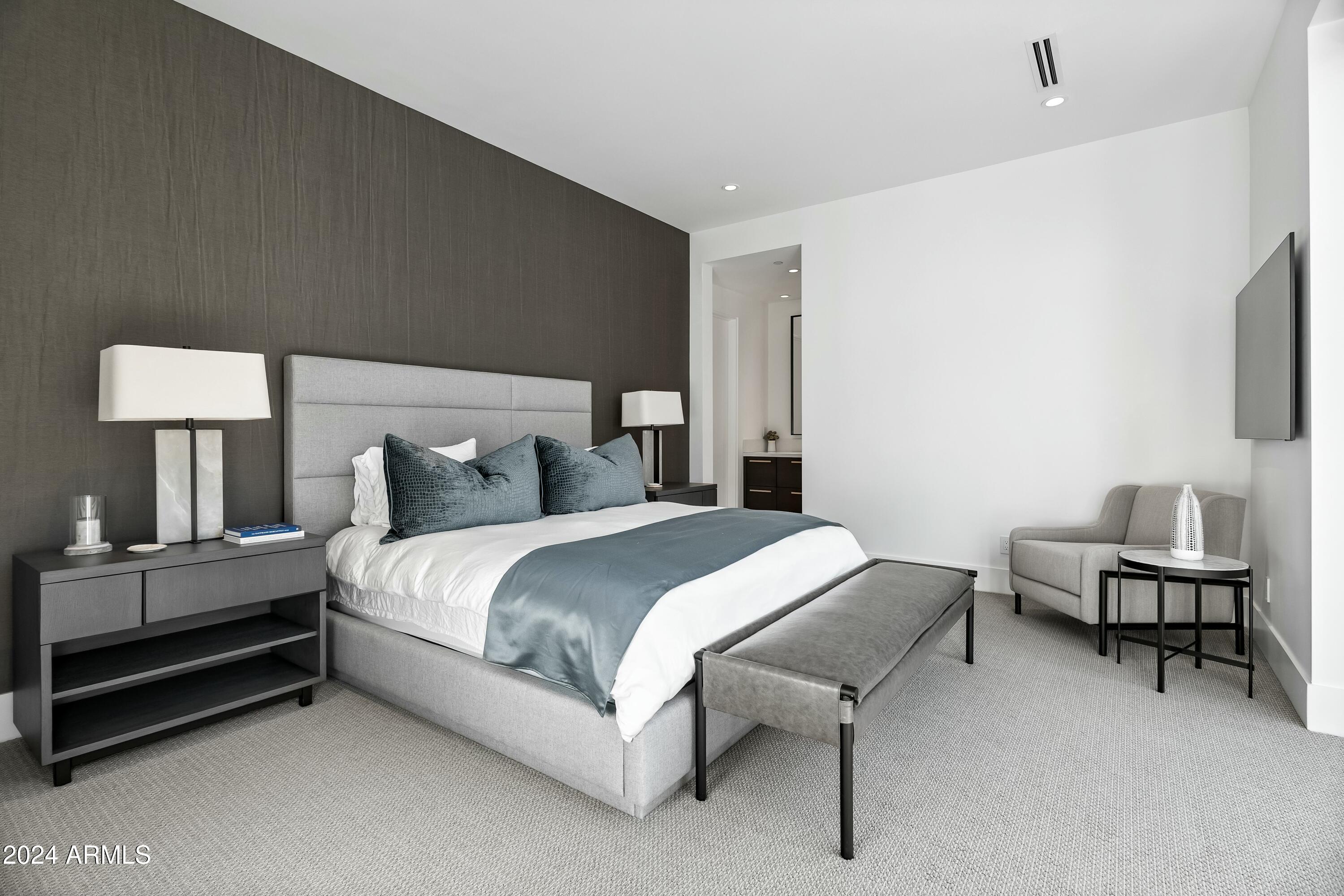RITZ-CARLTON PARCEL B - Residential