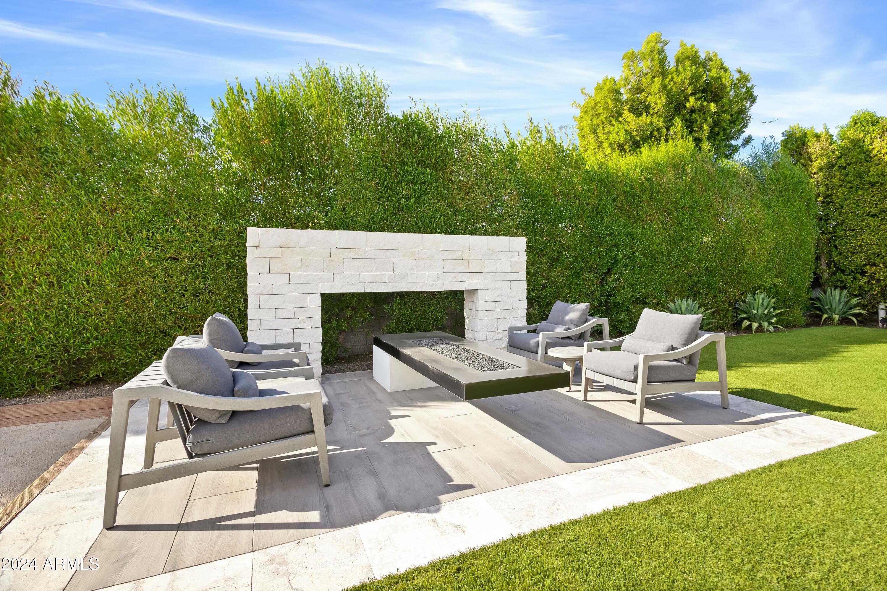 RITZ-CARLTON PARCEL B - Residential