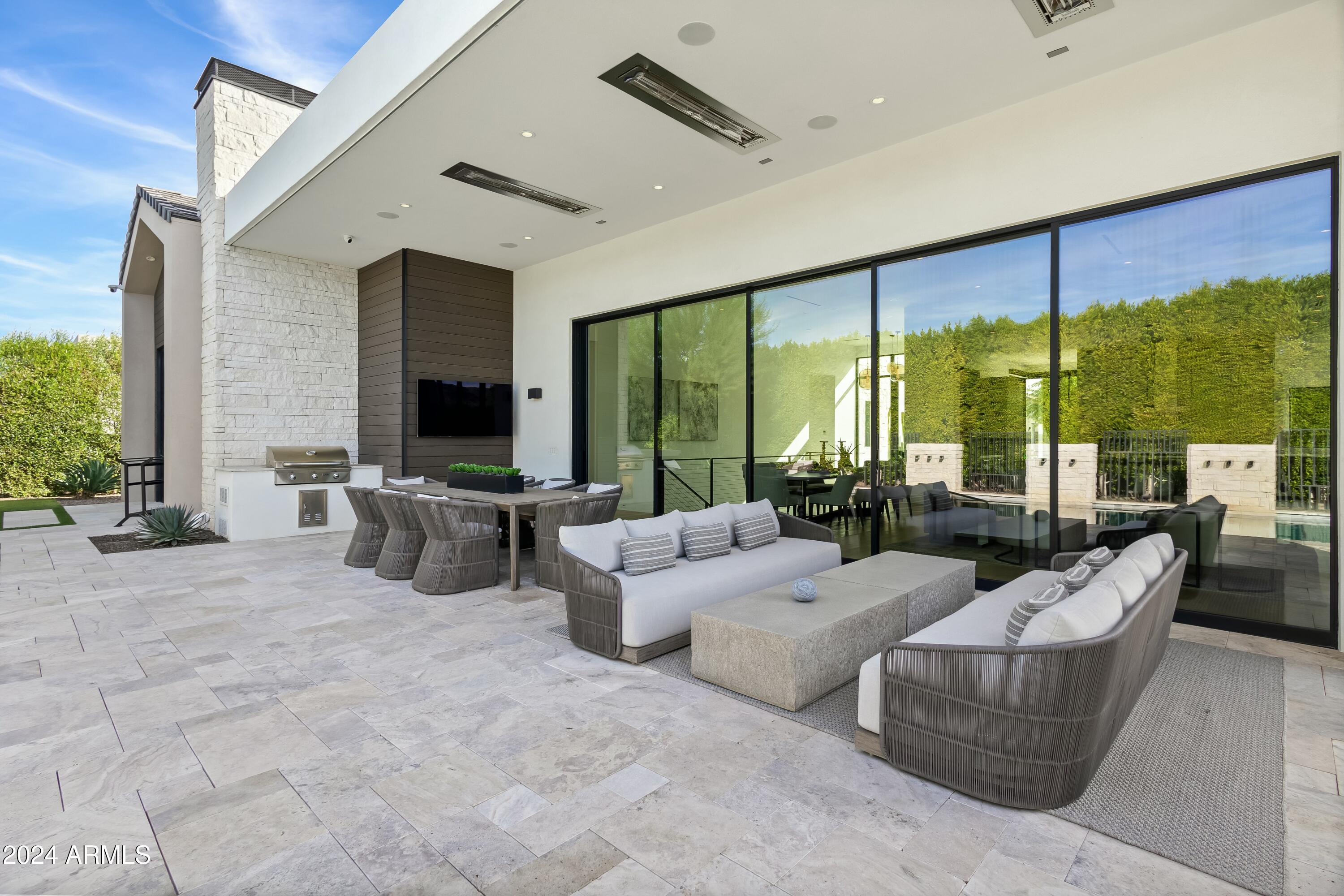 RITZ-CARLTON PARCEL B - Residential