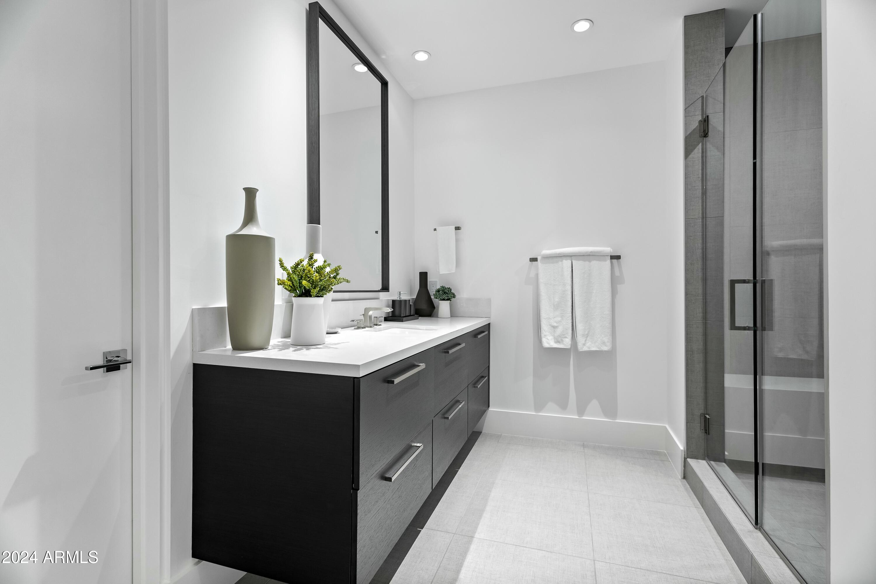 RITZ-CARLTON PARCEL B - Residential
