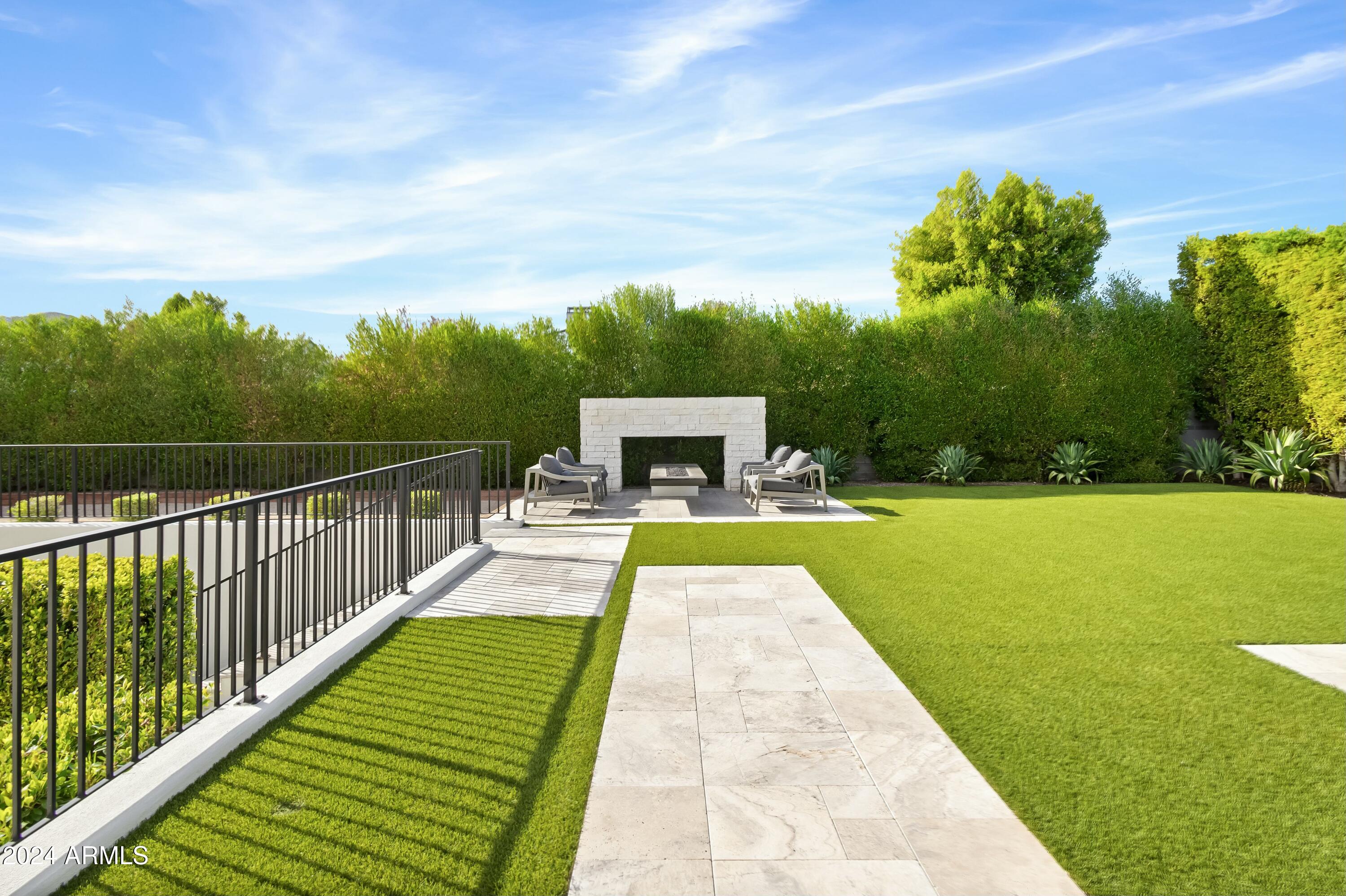 RITZ-CARLTON PARCEL B - Residential