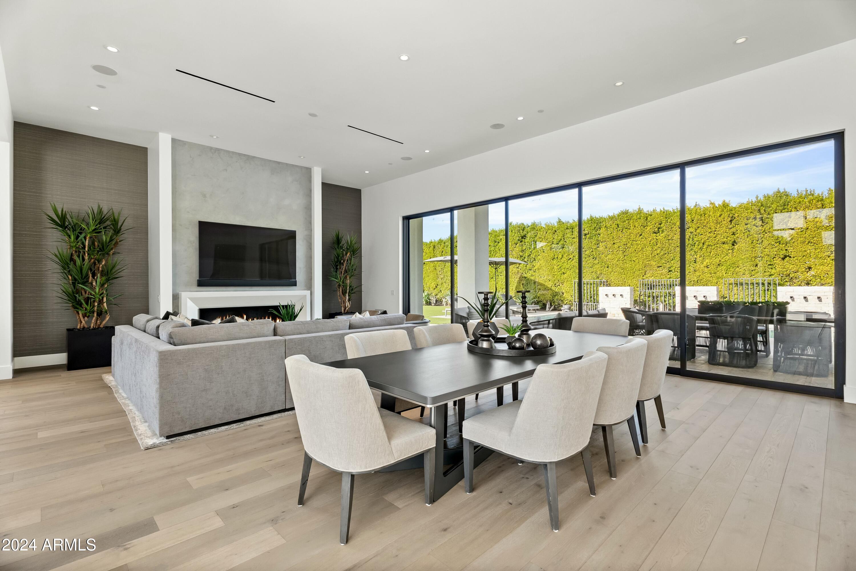 RITZ-CARLTON PARCEL B - Residential