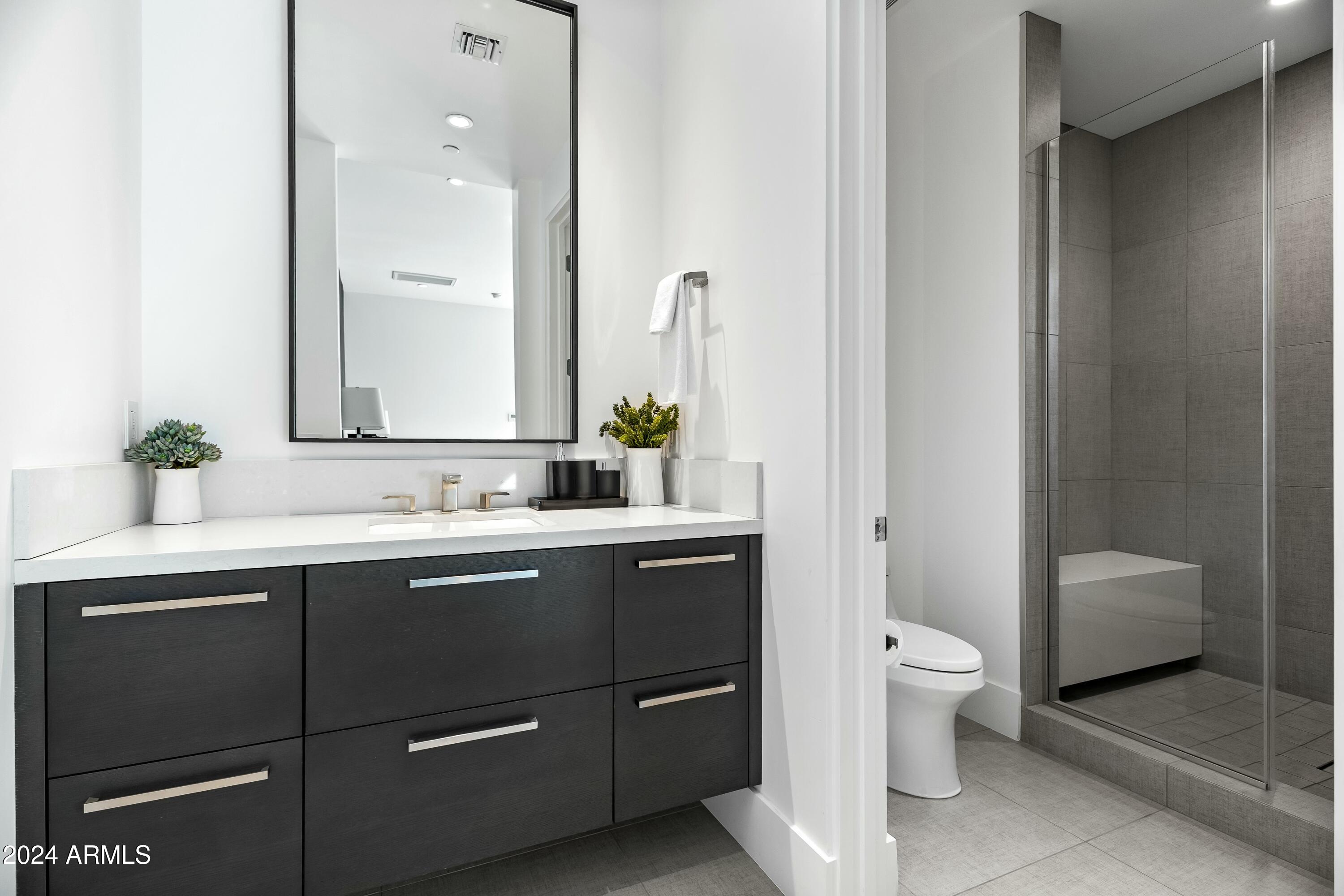 RITZ-CARLTON PARCEL B - Residential
