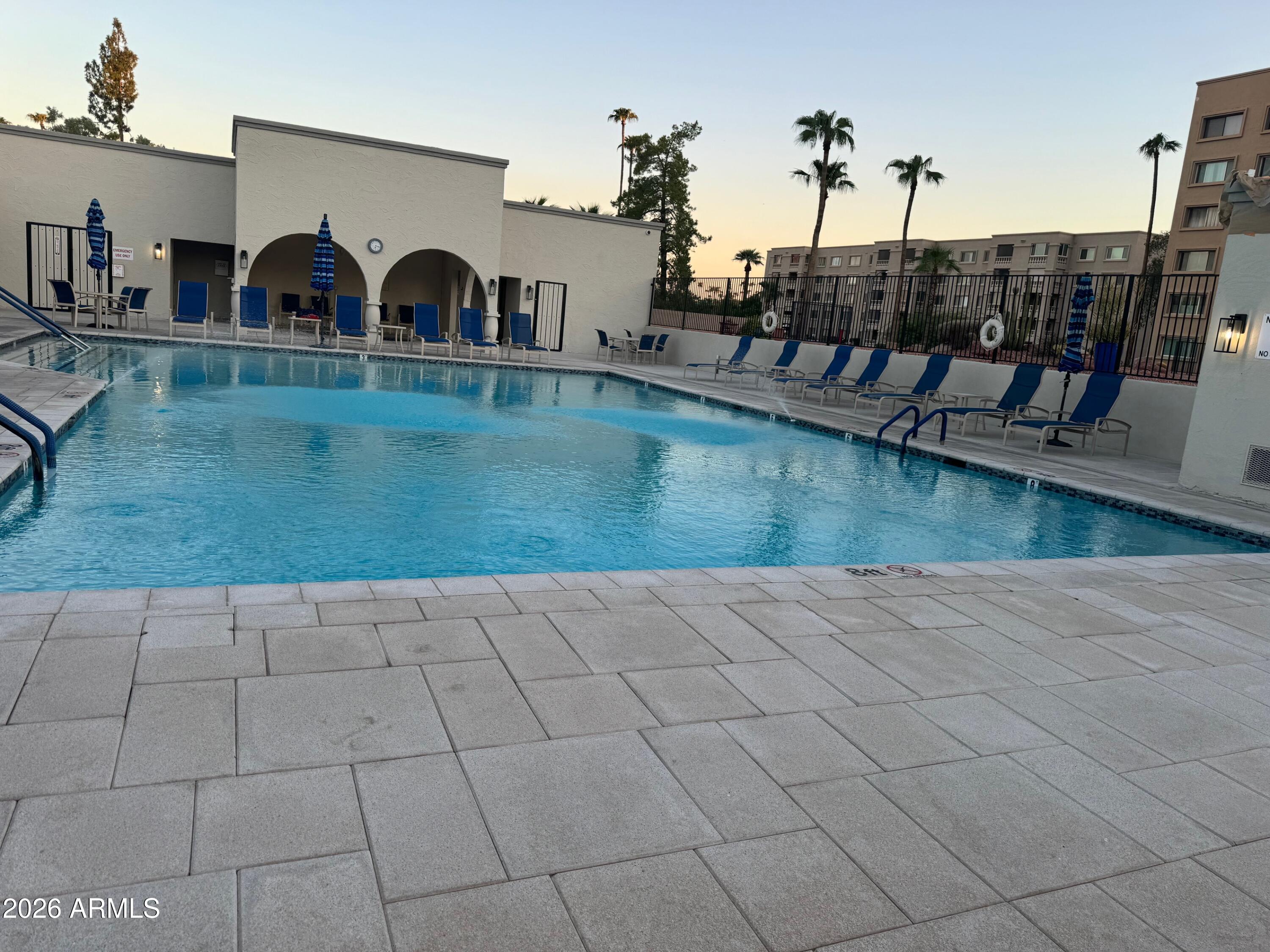 SCOTTSDALE SHADOWS 5 UNITS A101 THRU A112 A201 THR - Residential Lease