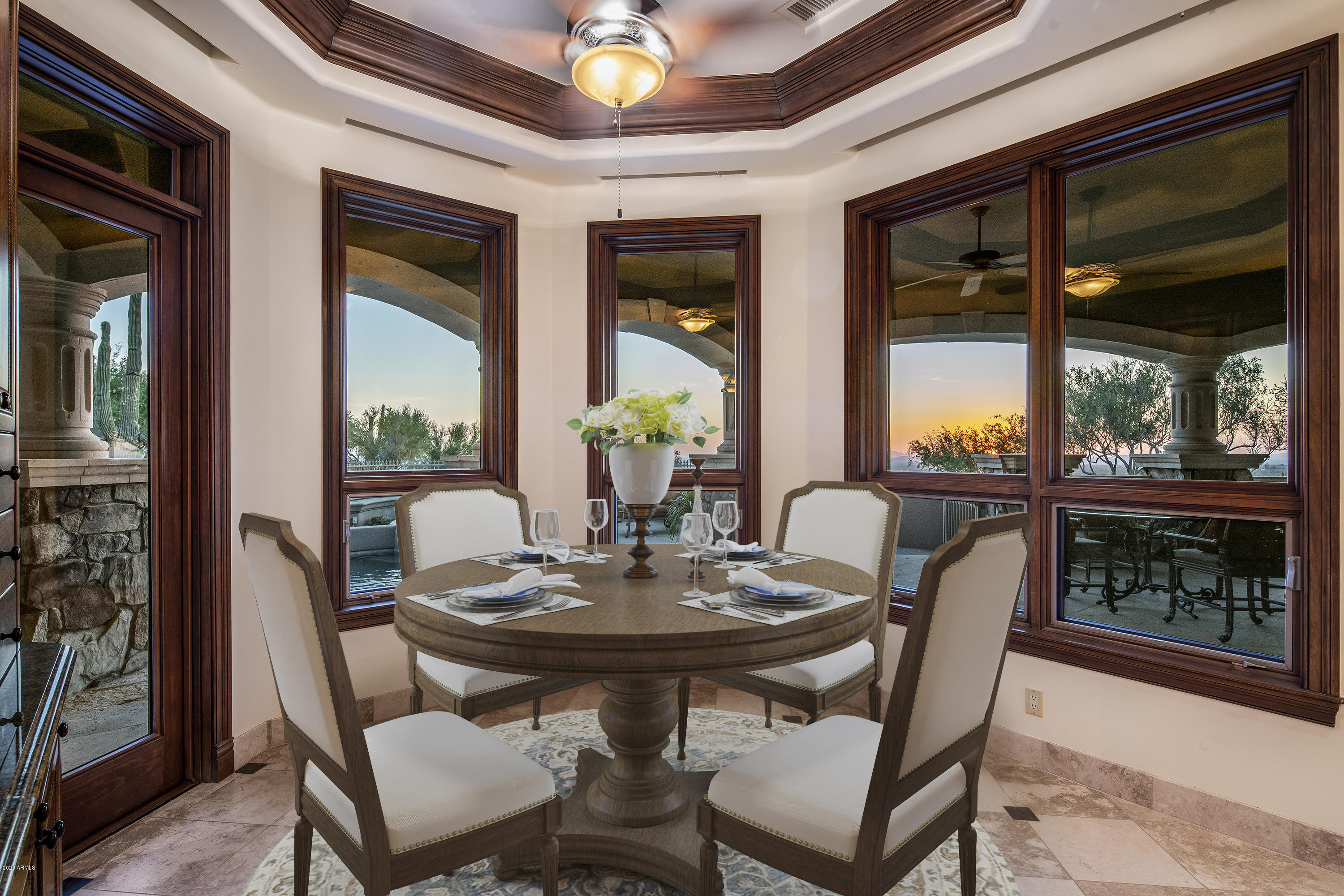 ESTANCIA - Residential