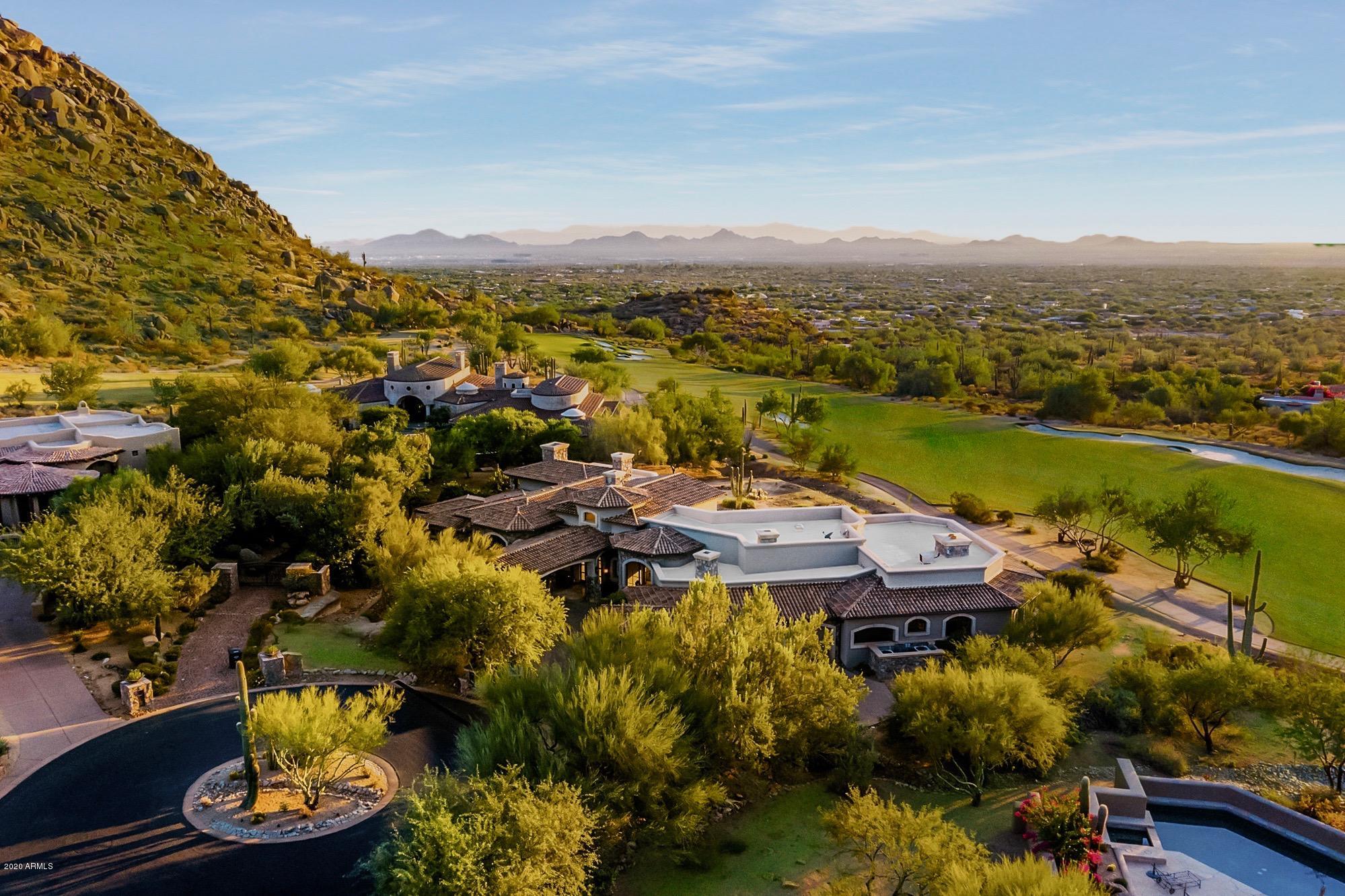 ESTANCIA - Residential