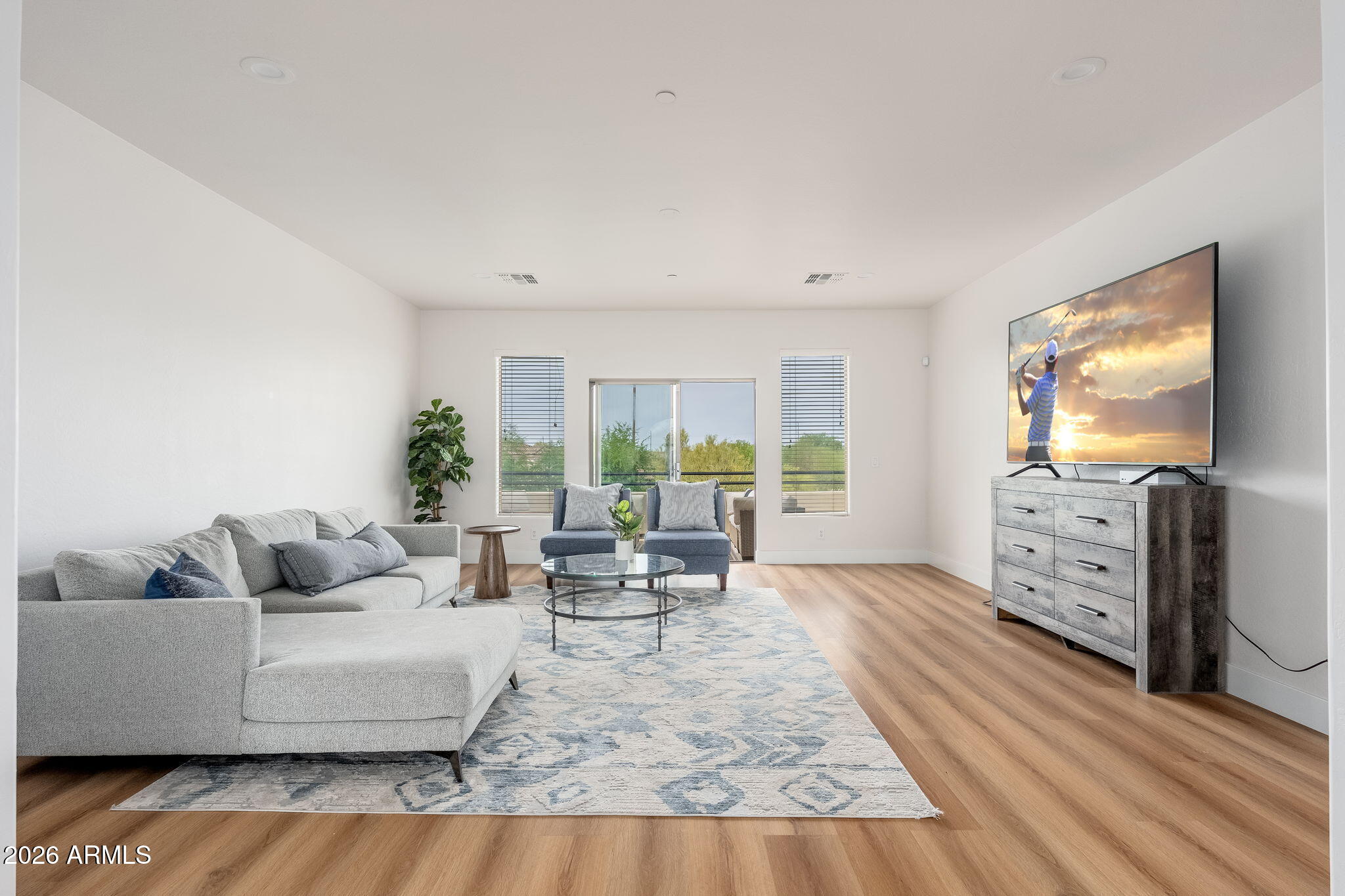 AVIANO - Residential