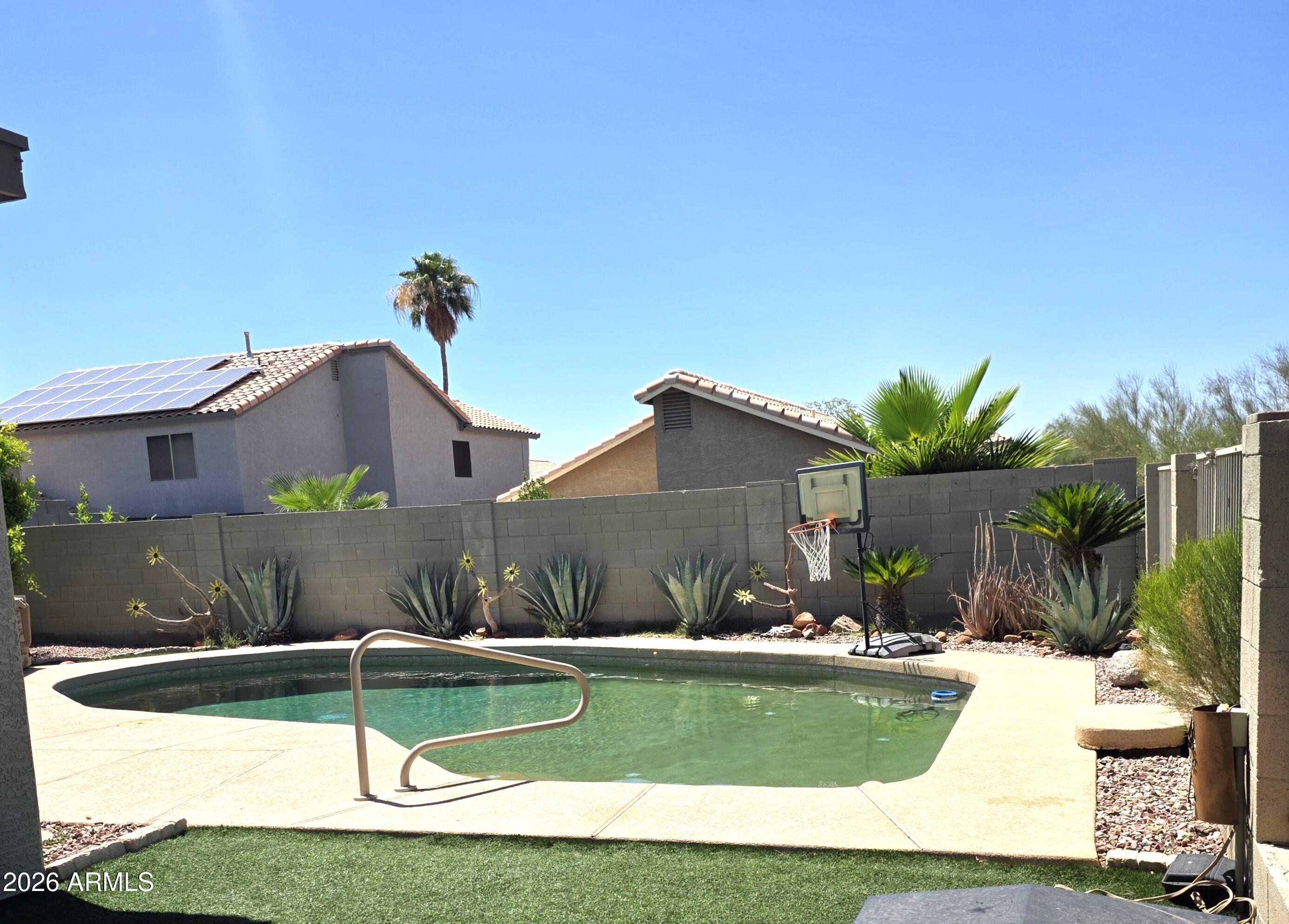 SCARLETT CANYON - Residential Lease