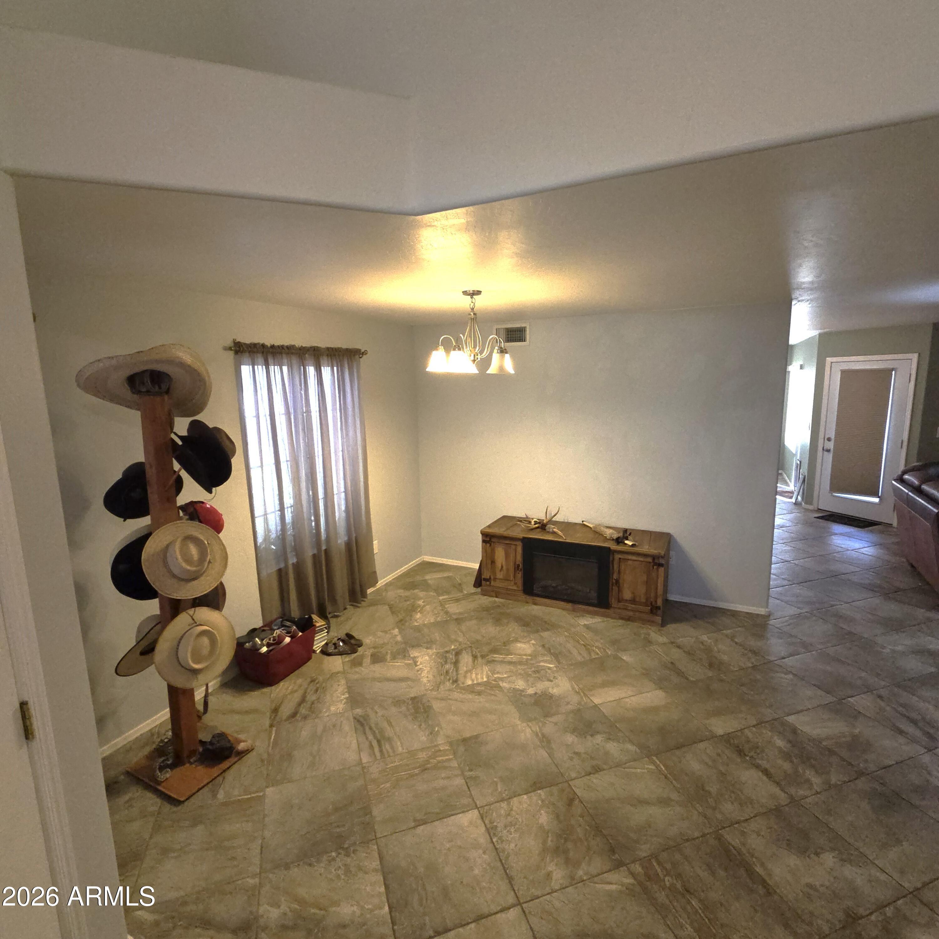 SCARLETT CANYON - Residential Lease