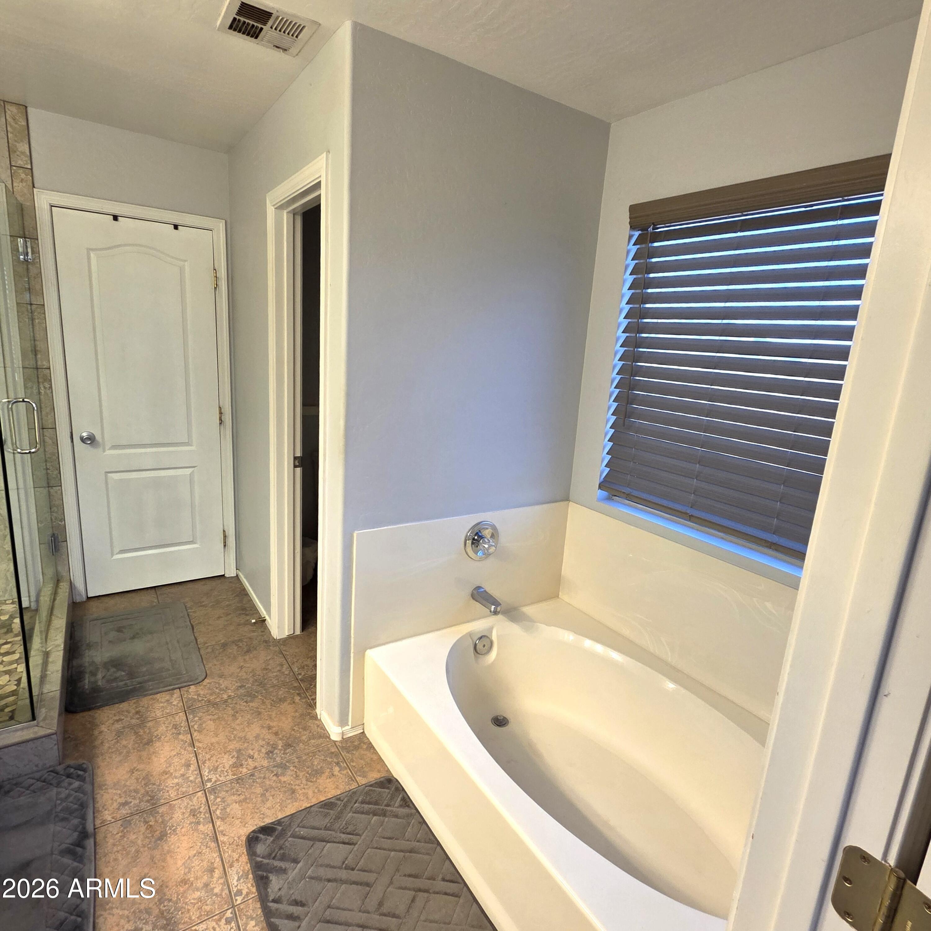 SCARLETT CANYON - Residential Lease