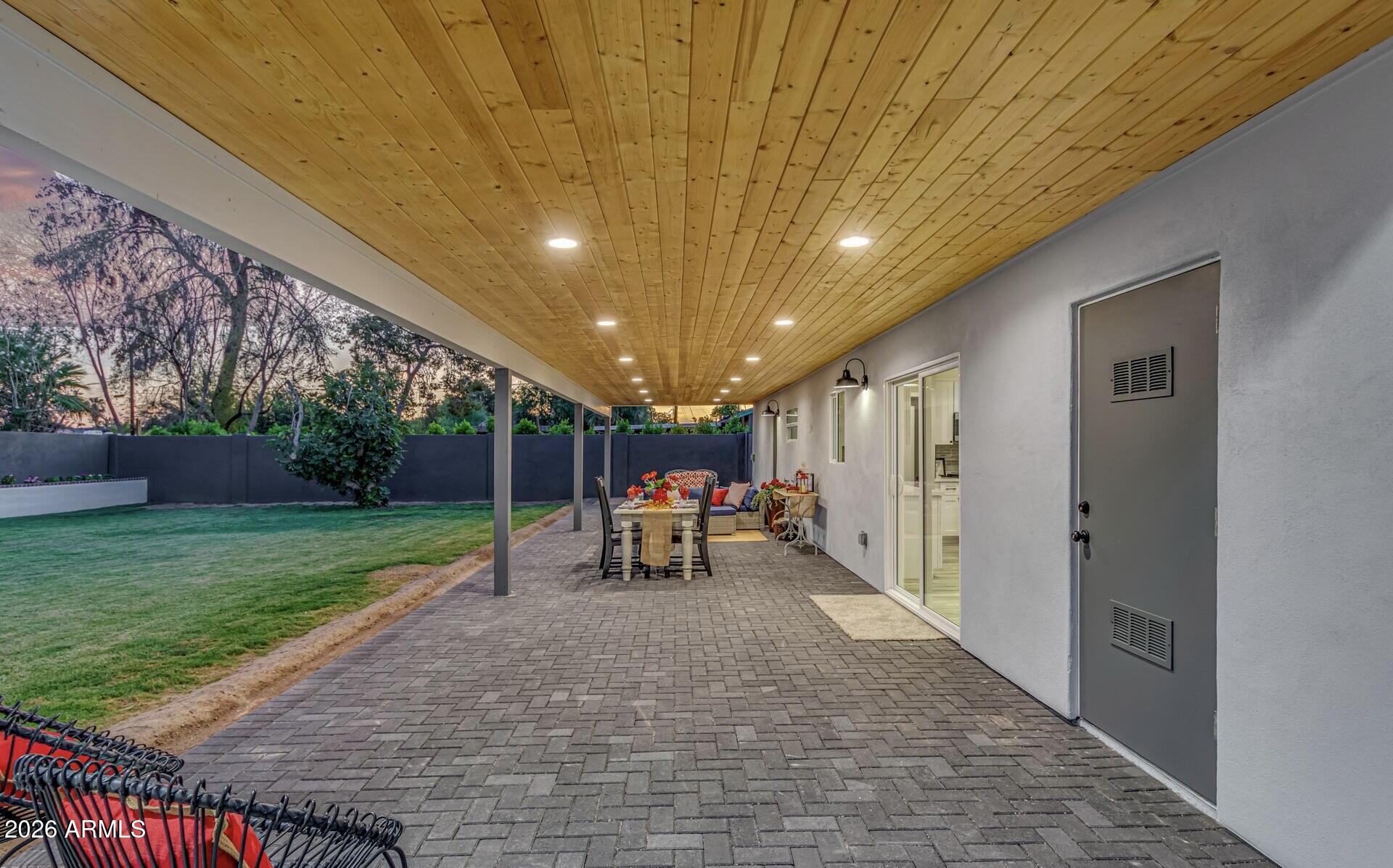 CUSTOM - Residential
